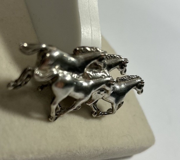 Vintage Silver Running Horses Southwestern Style Pin Brooch Equestrian Jewelry