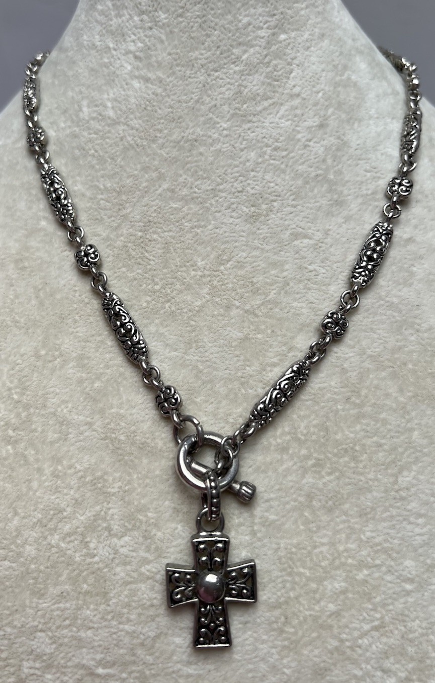 Vintage Silver Tone Ornate Station Necklace Cross Pendant 20”