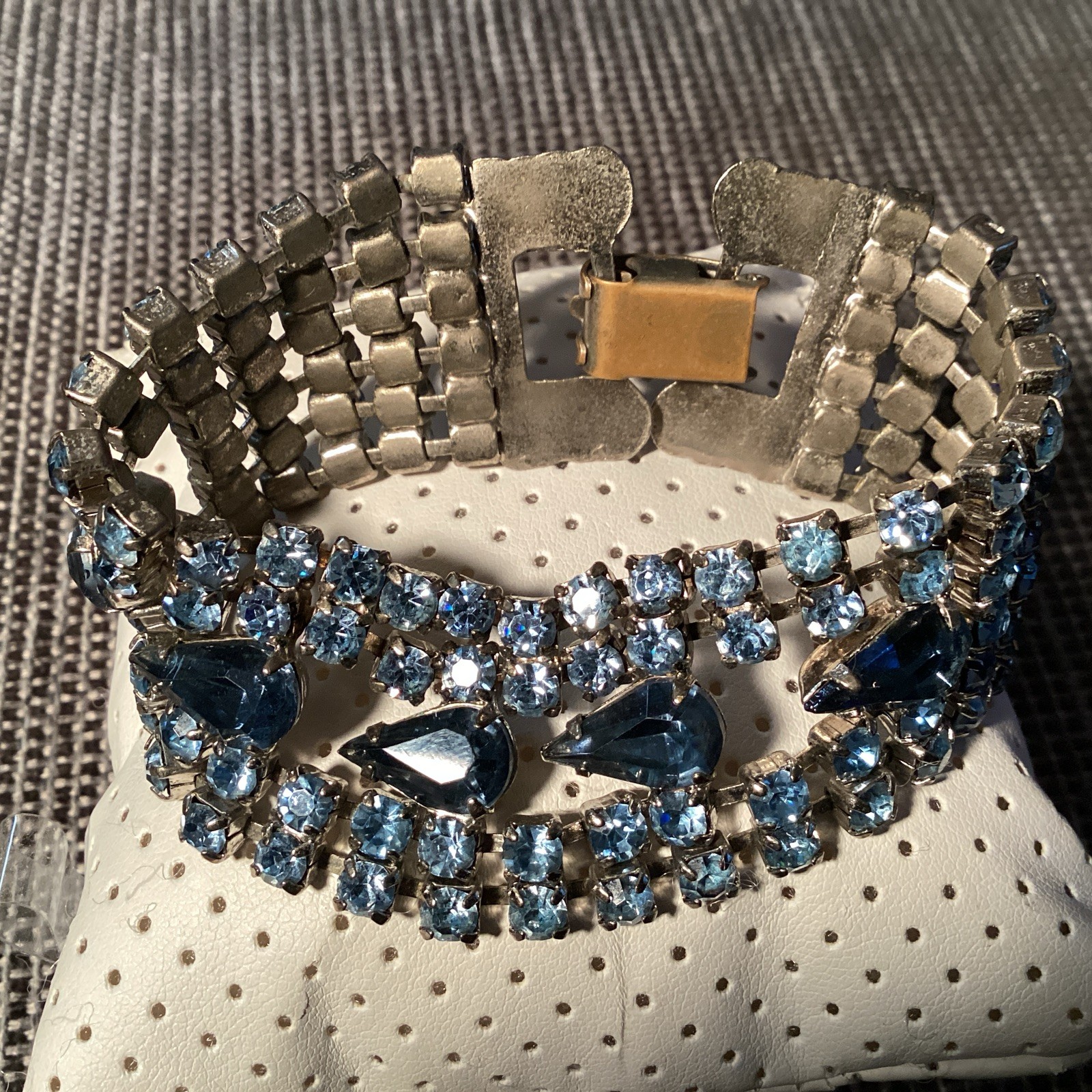 Vintage Blue Rhinestone Wide Statement Bracelet Silver Tone Unsigned 7 Inches