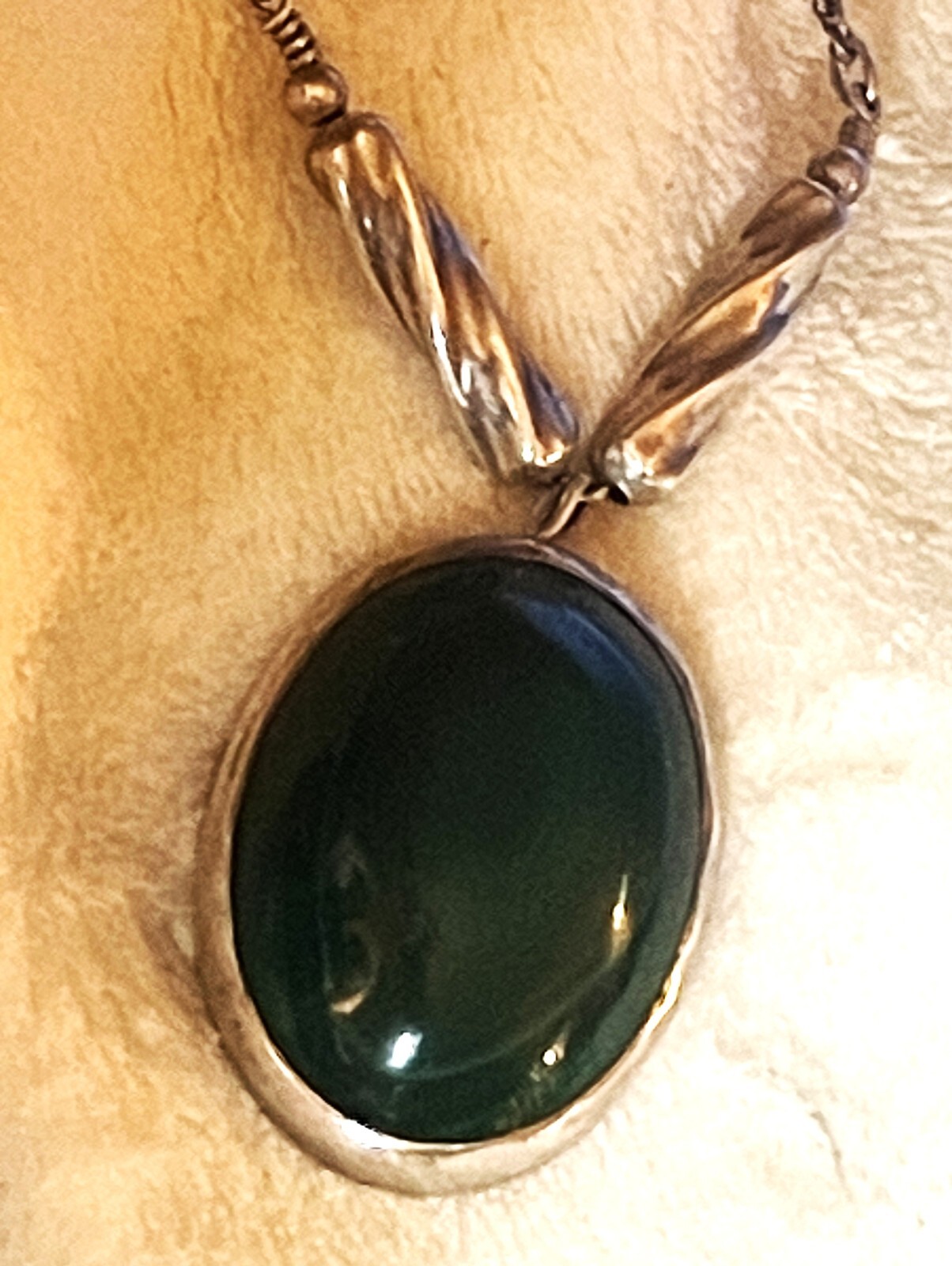 vintage Sterling Silver Large Malachite pendant necklace 20 inches 39 mm x 31 m