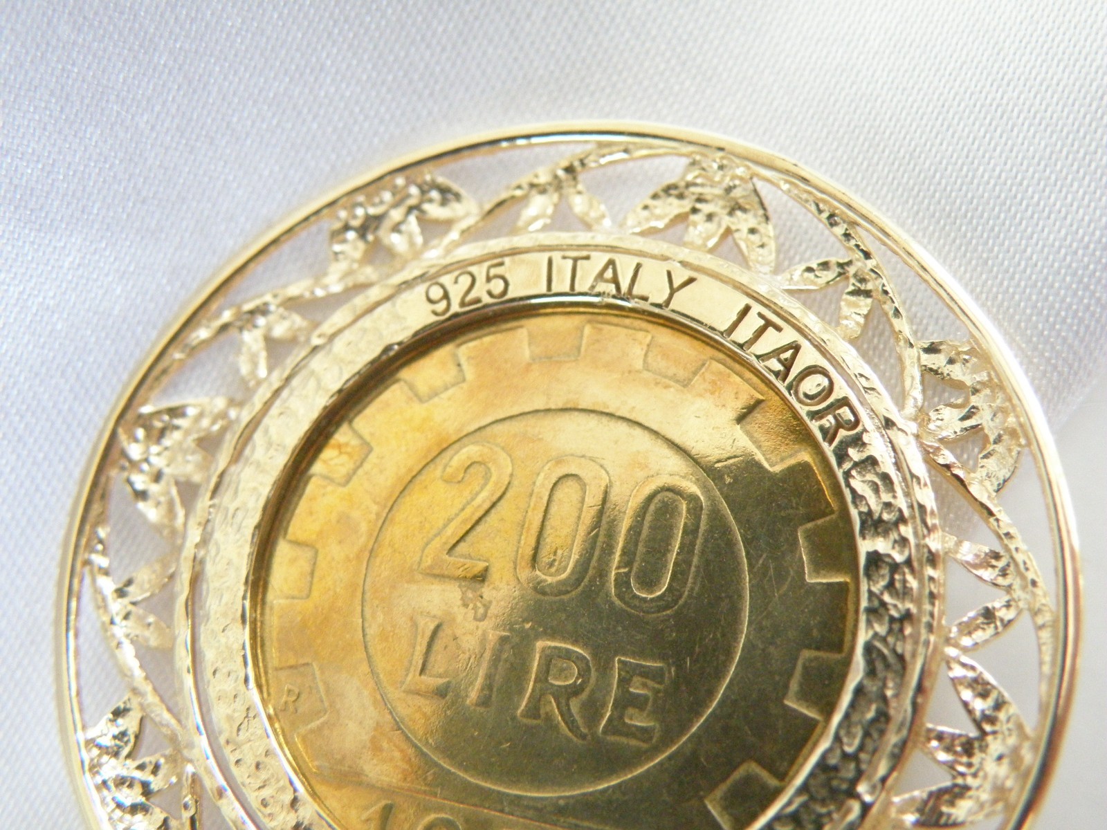 Large Itaor Italy Sterling Silver 925 Gold Vermeil Lire Italian Coin Pendant