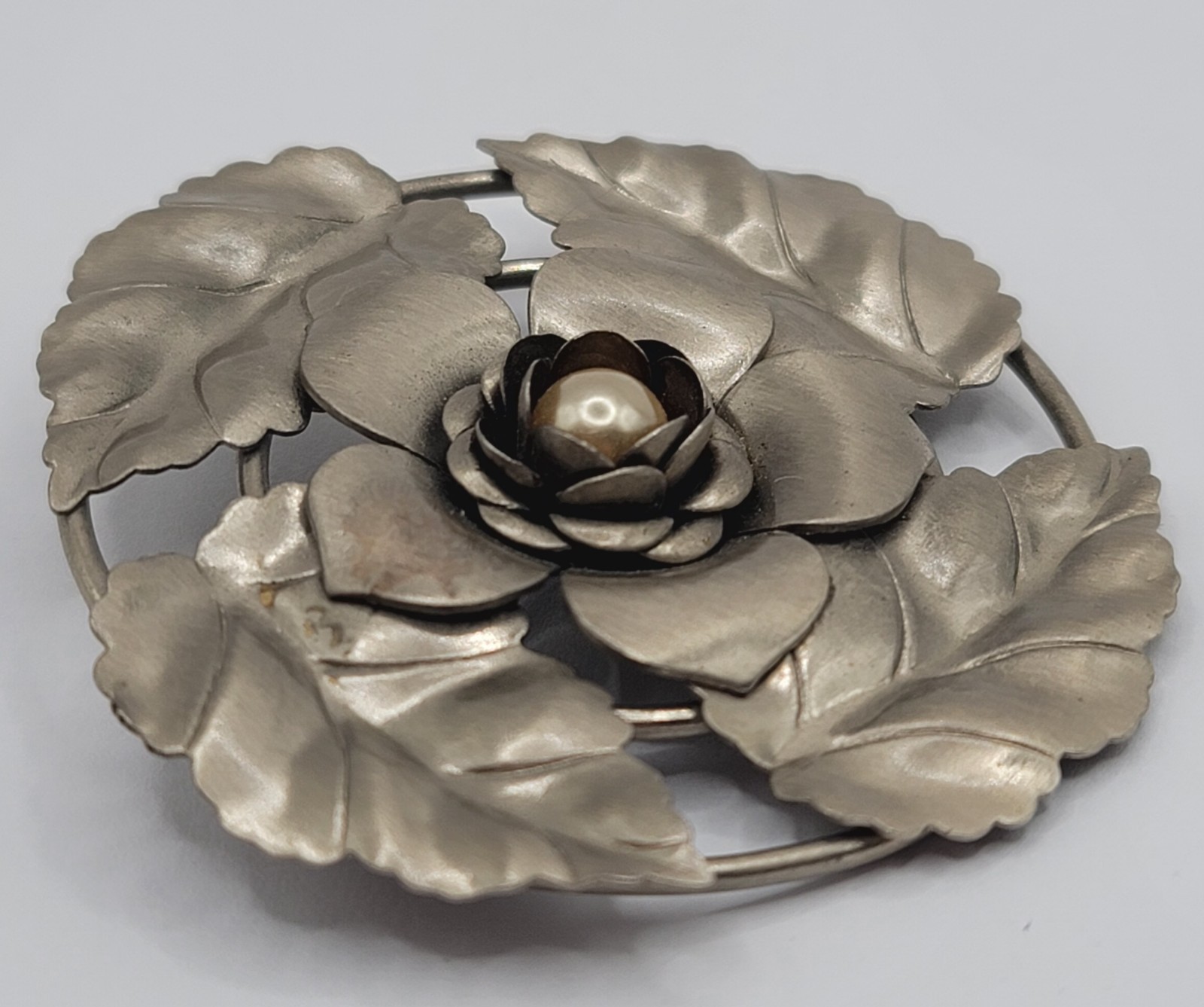 Vtg Flower Faux Pearl Center 3D Silver Tone Petals Gorgeous Detail 2.25 Inches