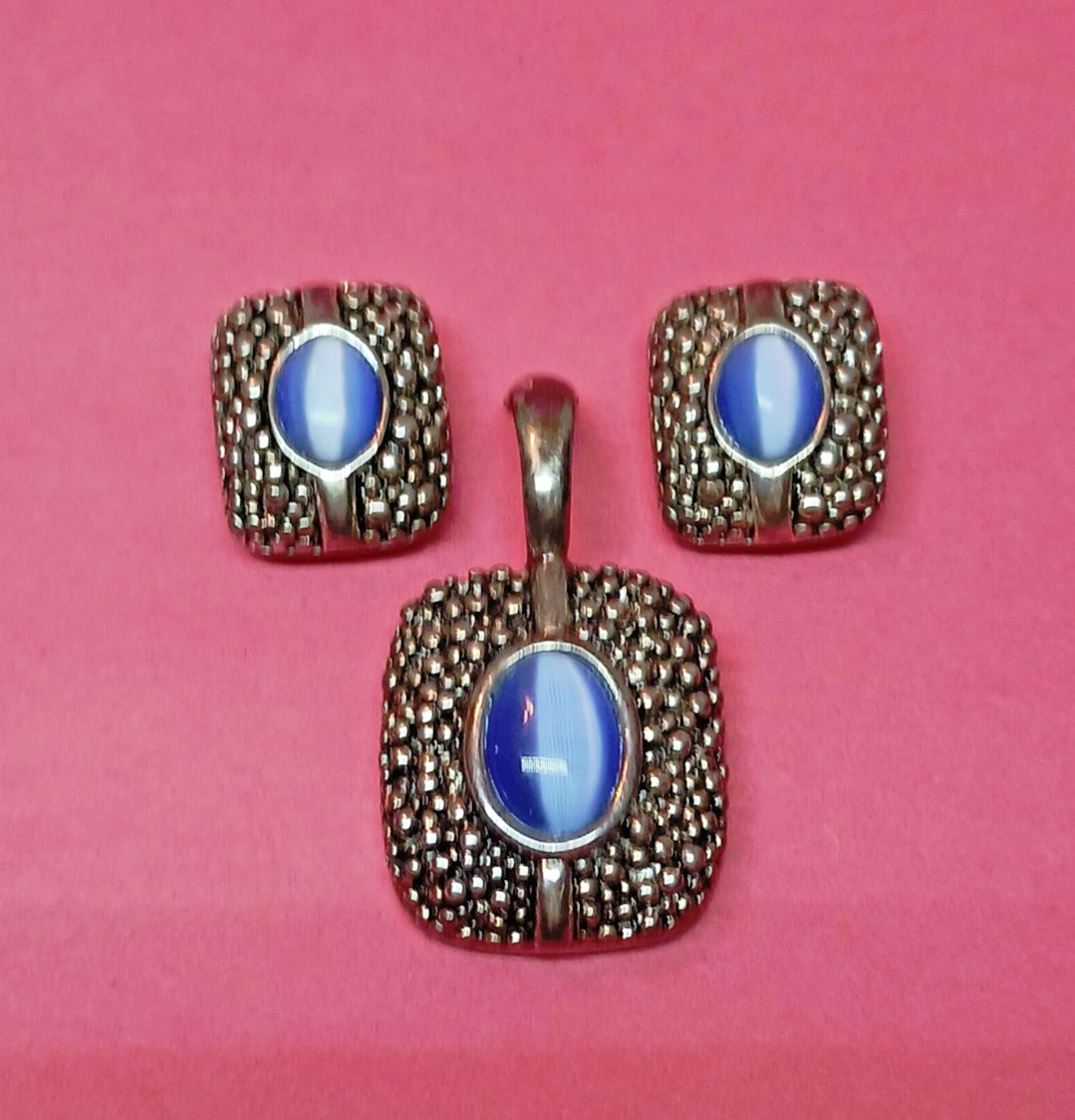 Vintage Premier Design Blue Morocco Cat’s Eye Pendant & Earring Set