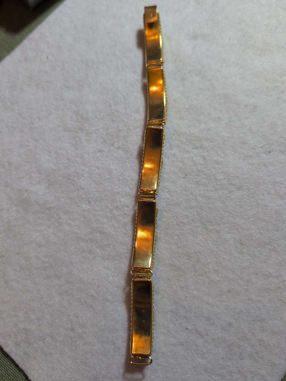 Mosaic 7 1/2 Inch Bracelet Gold Tone Missing Tessarae As Shown