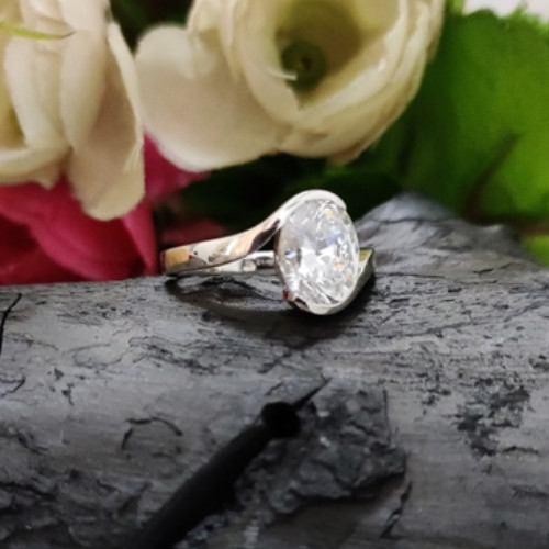 Oval Cut Moissanite Solitaire Tension Setting Engagement Ring Gold Silver Ring