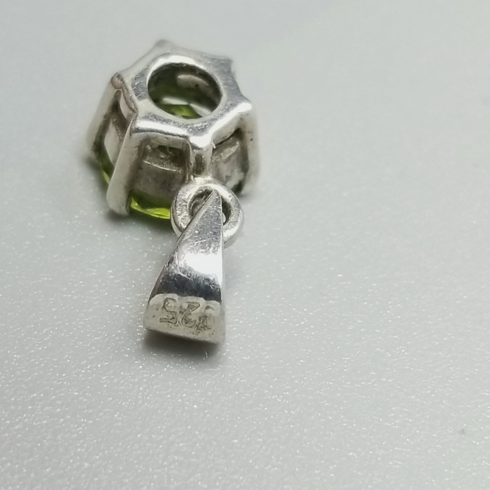 Vintage Sterling Silver Lime Green Peridot Pendant Small Round Prong Set