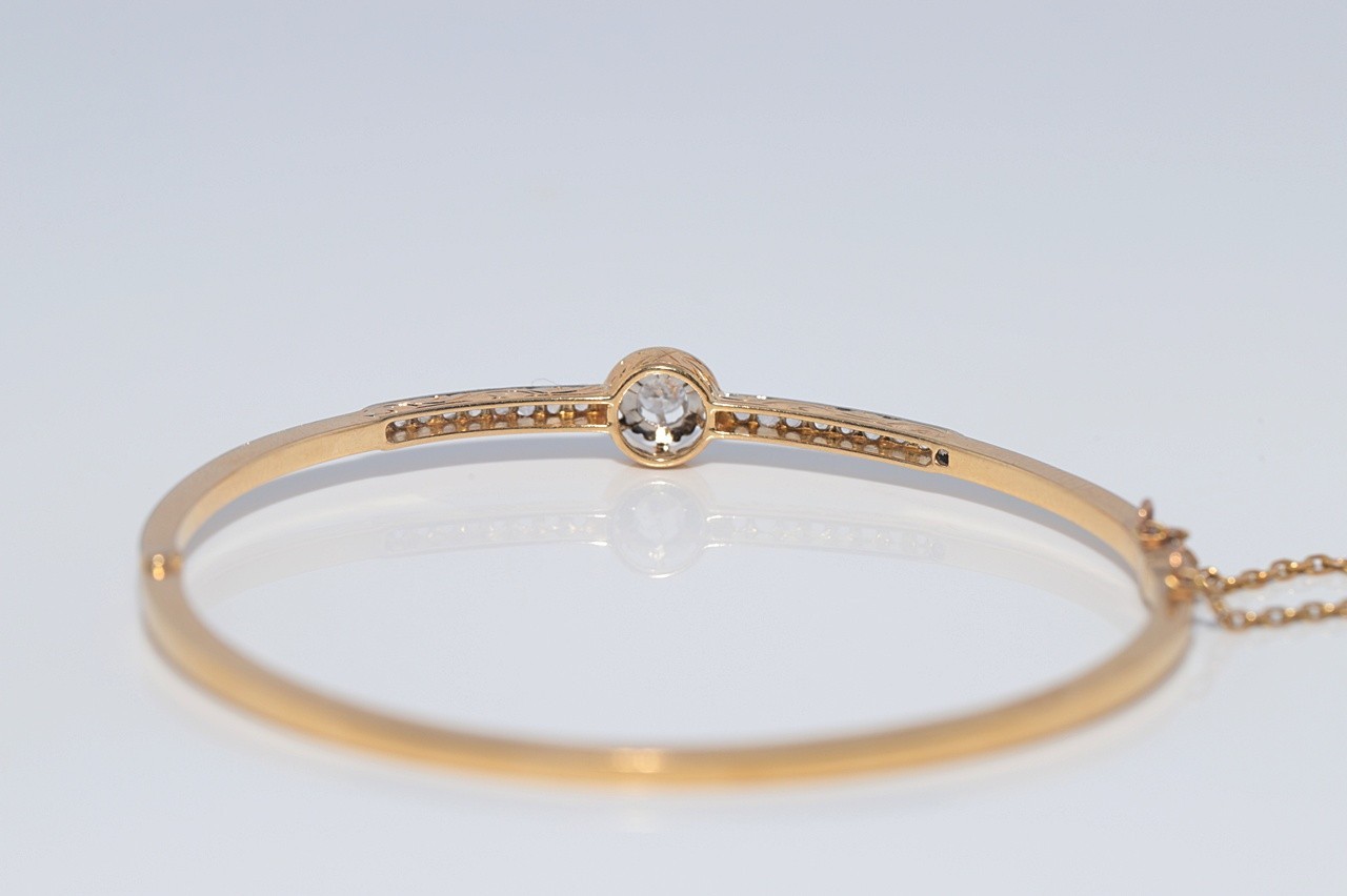 Antique Circa 1920s Art Deco 18k Gold Natural Diamond Decorated Bangle Bracelet