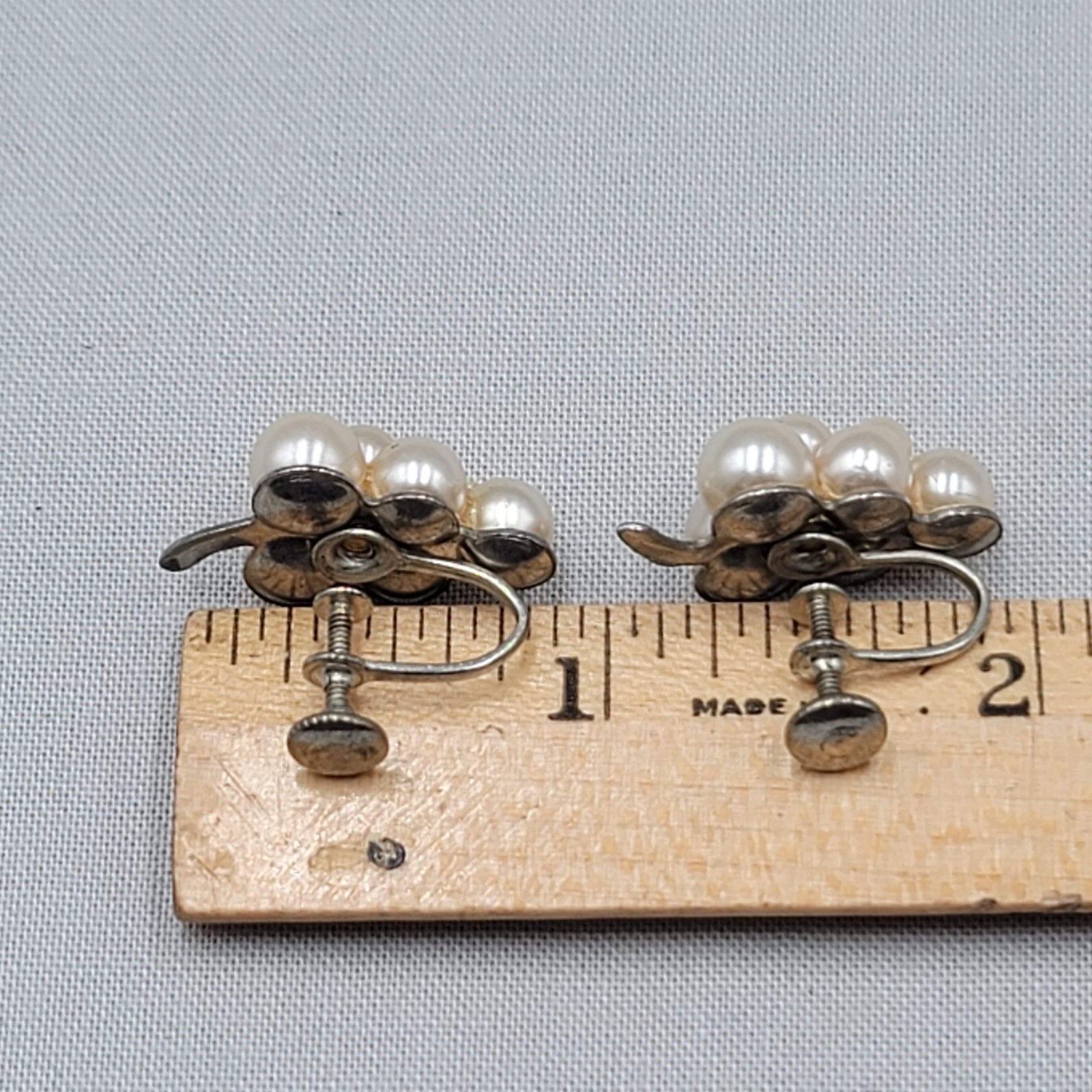 Vintage White Bead Grapes Clip on Earrings Silver tone Drop 1″