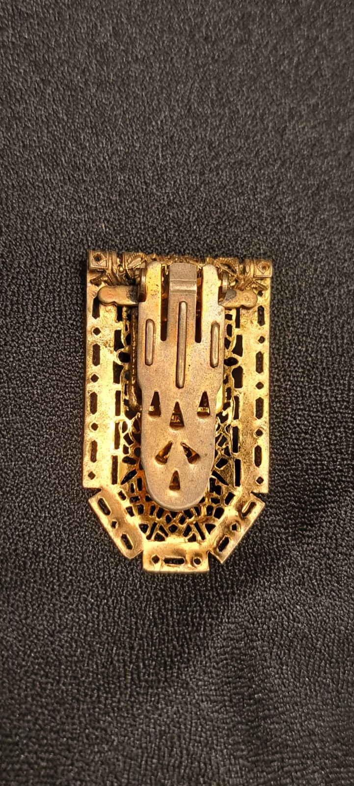 Art Deco Gold Filigree Honey Amber Glass & Enameled Fur Dress Coat Clip