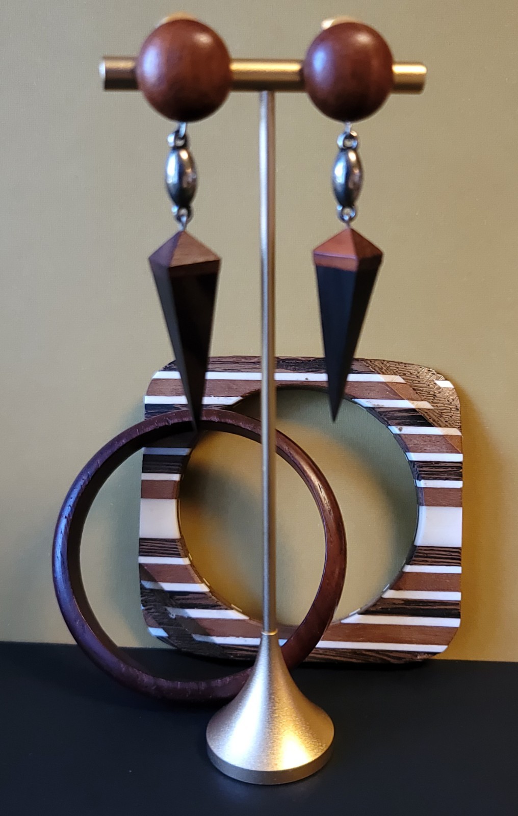 Vintage Wood Lucite 2 Bangles Clip Earrings Set Lot