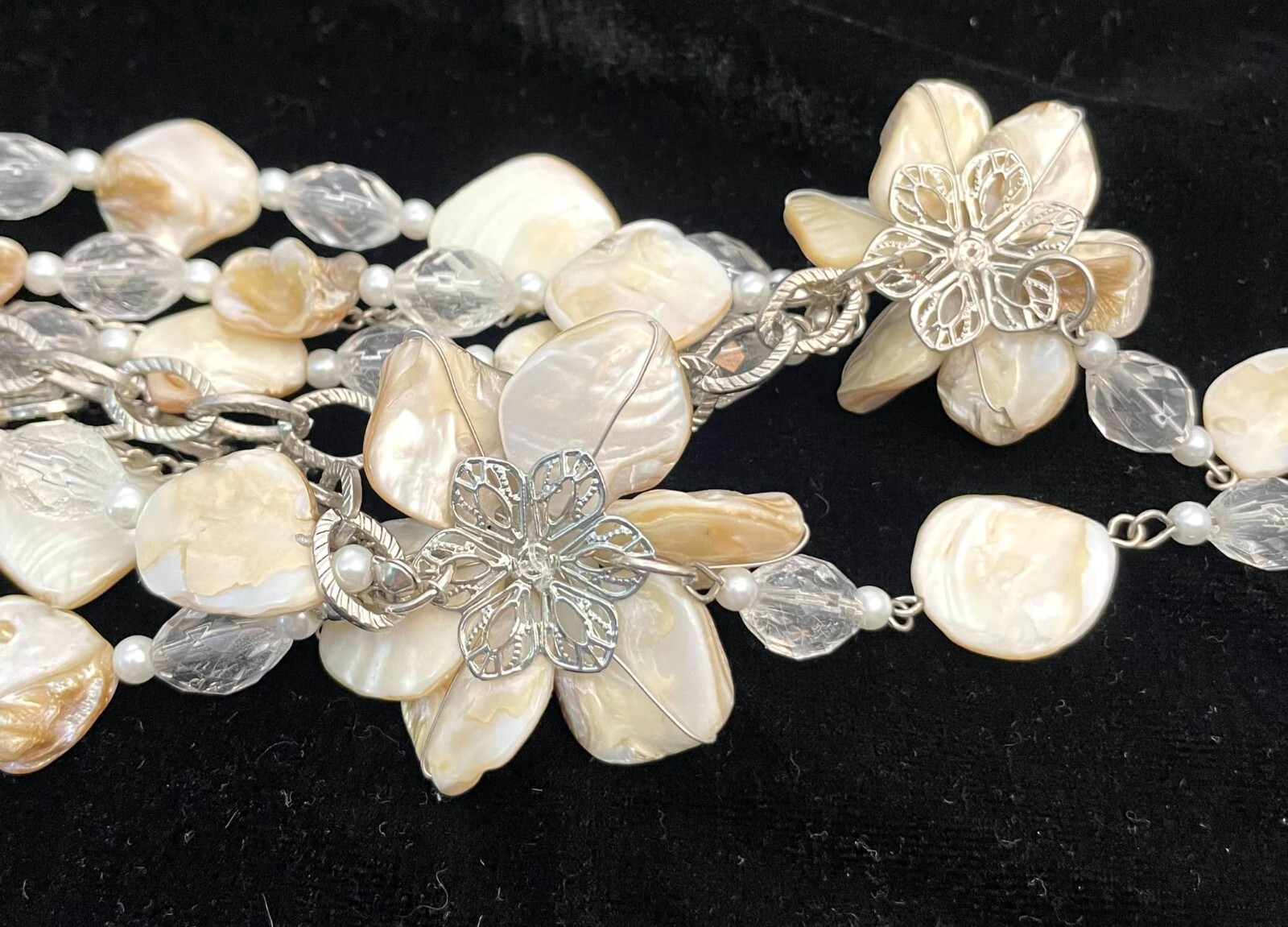 Seashell Statement Multi Strand Necklace Mother of Pearl Beads Flower Pendants