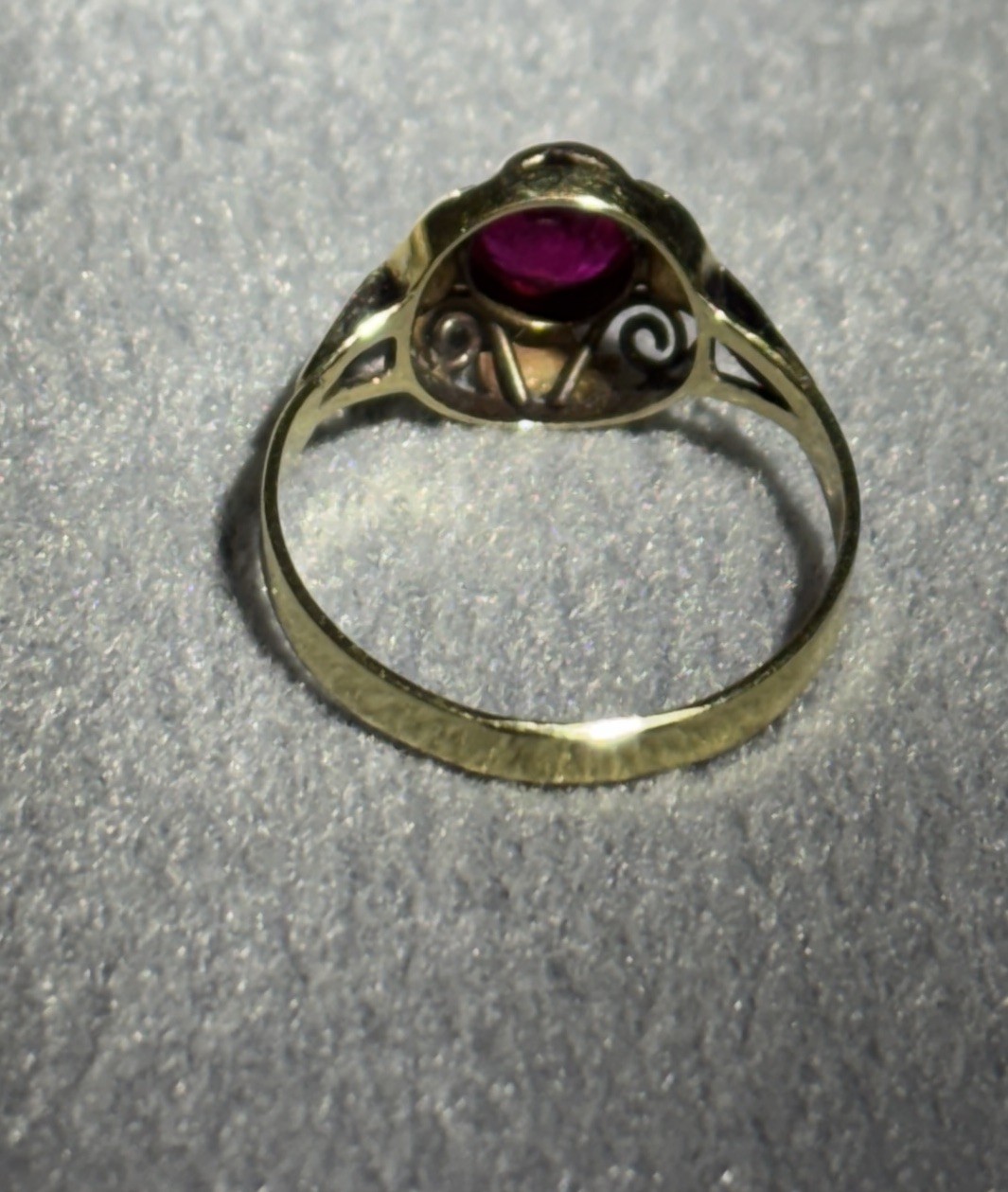 Vintage 14k Gold Ruby Ring Size 7.5 Please See All Pictures & Read Description