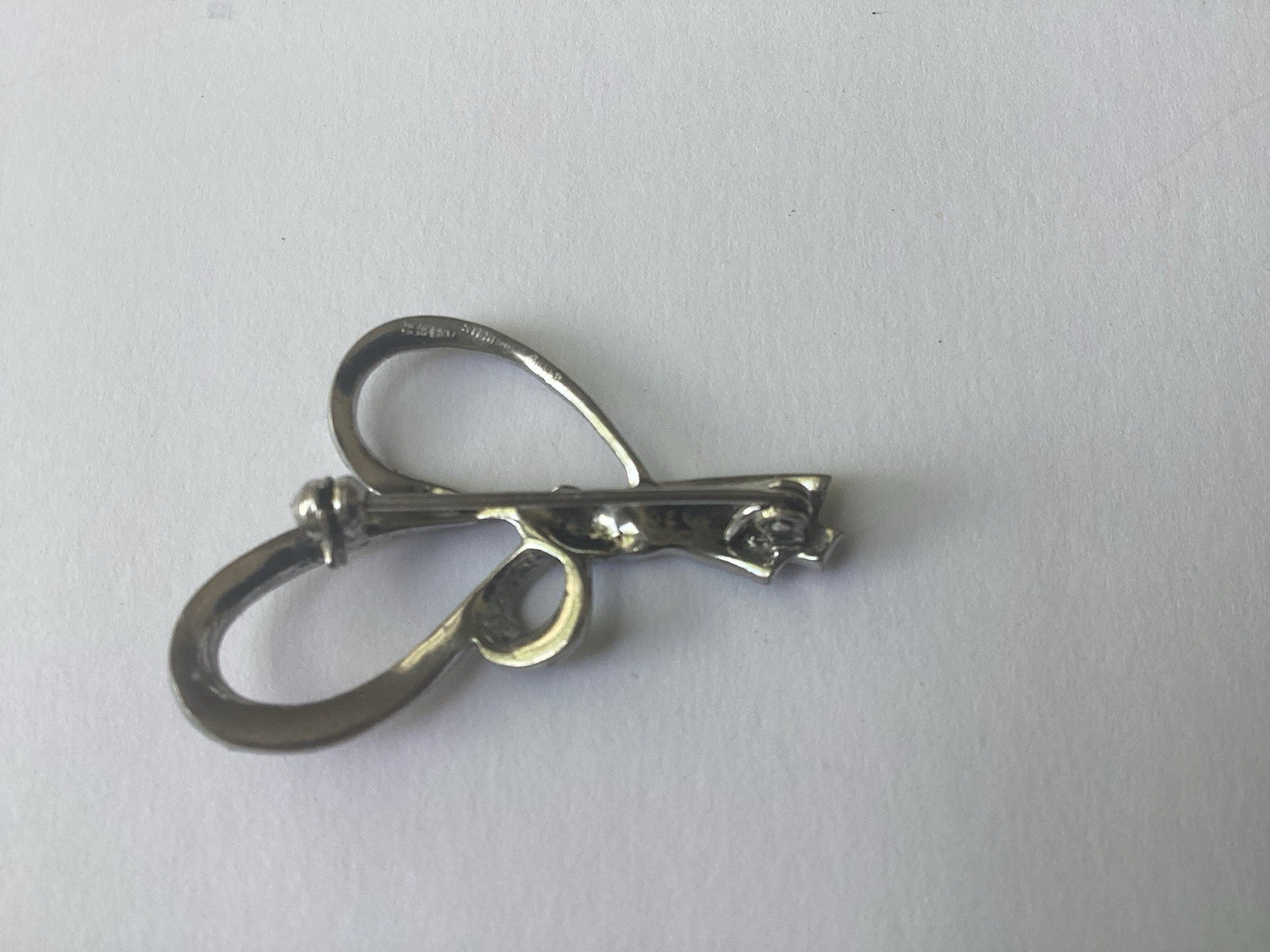 Vintage Art Deco Sparkling Sterling Silver/Marcasite Swirl Ribbon Bow Brooch Pin