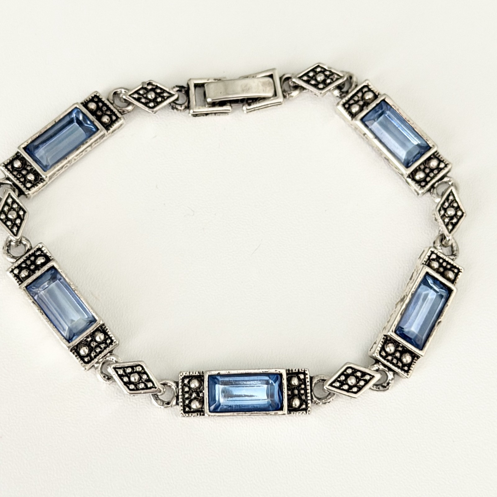 Vintage Blue Crystal Faux Marcasite Silver Tone Chain Link Bracelet 6.75″