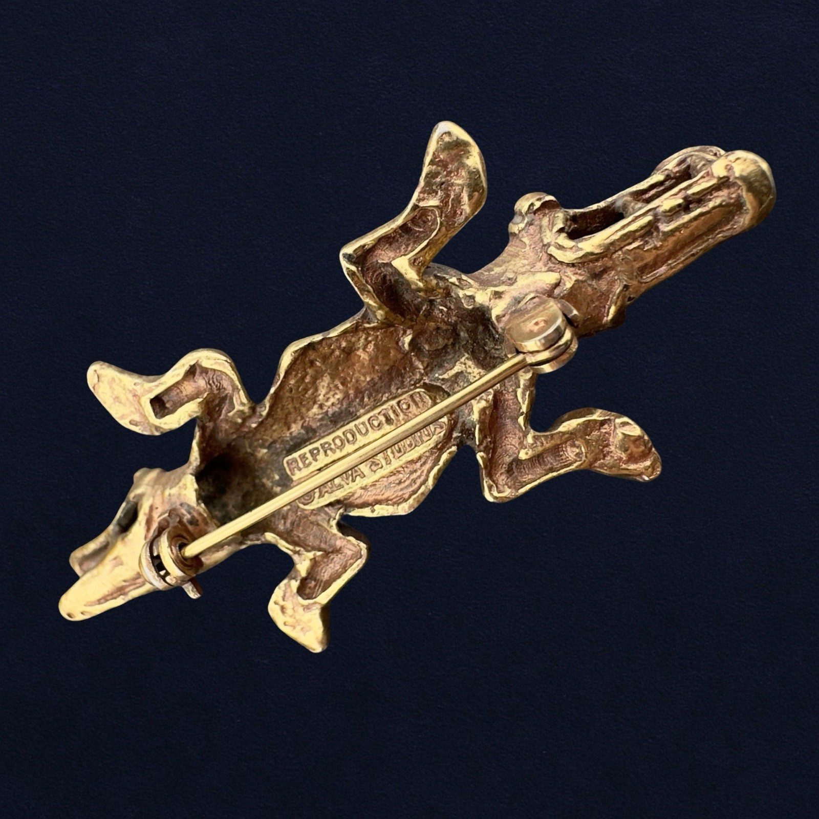 Vintage SIGNED 🖤 ALVA STUDIOS Reproduction Brass AZTEC ALLIGATOR GOD Brooch Pin