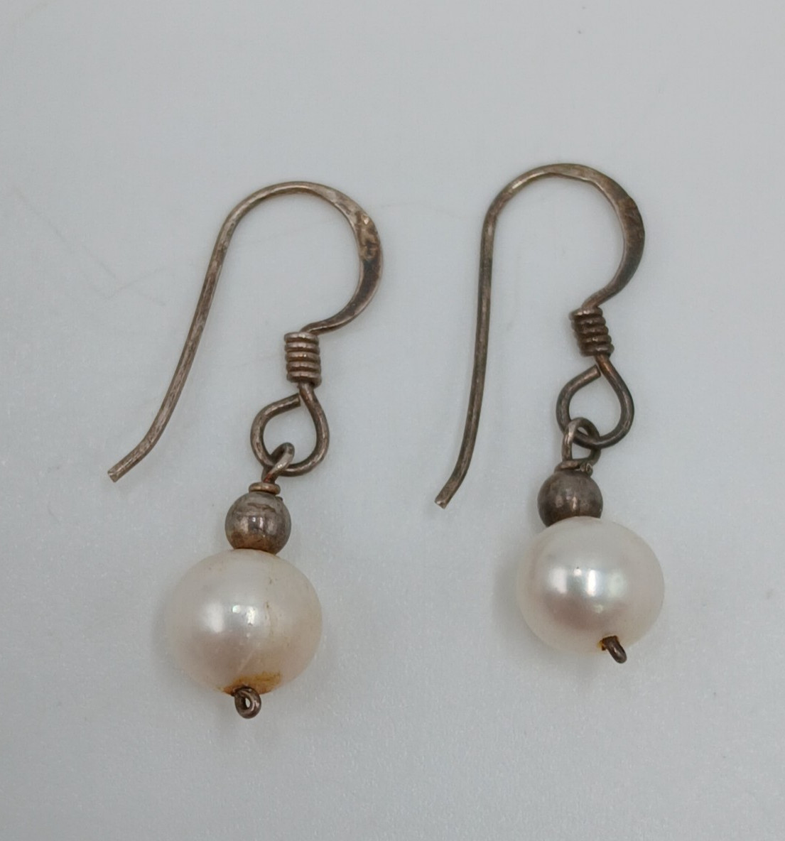 VTG 7mm Pearl Dangle Earrings 1in Drop Sterling Silver French Wire 1.43g Estate