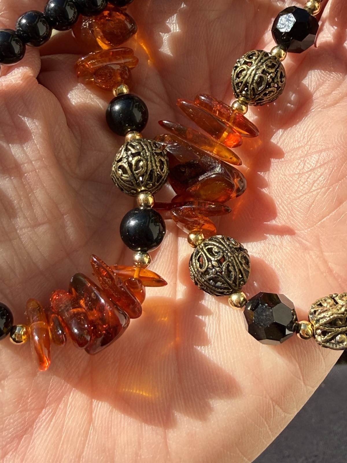 Vintage Stunning Lee Sands Necklace with Amber Filigree Onyx Faceted Glass 22″L