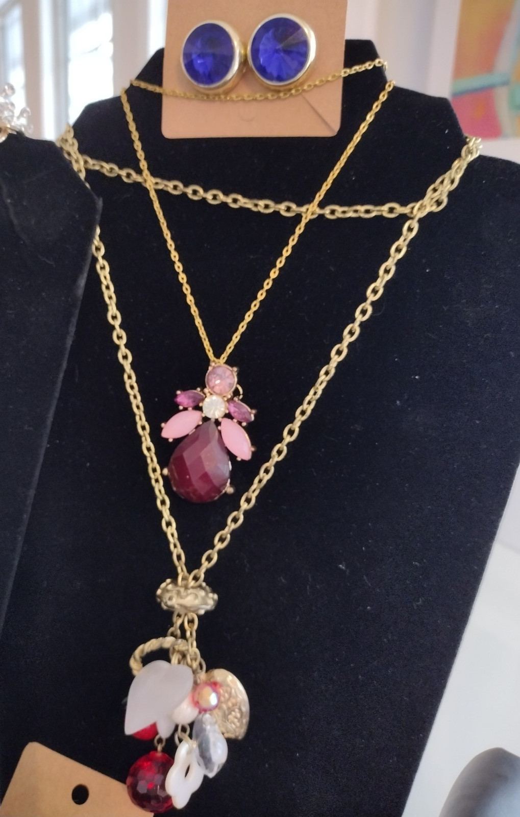 The FANCY JEWELS Lot 34 pc Faux Gem STATEMENT All Wearable Some Signed & Sets