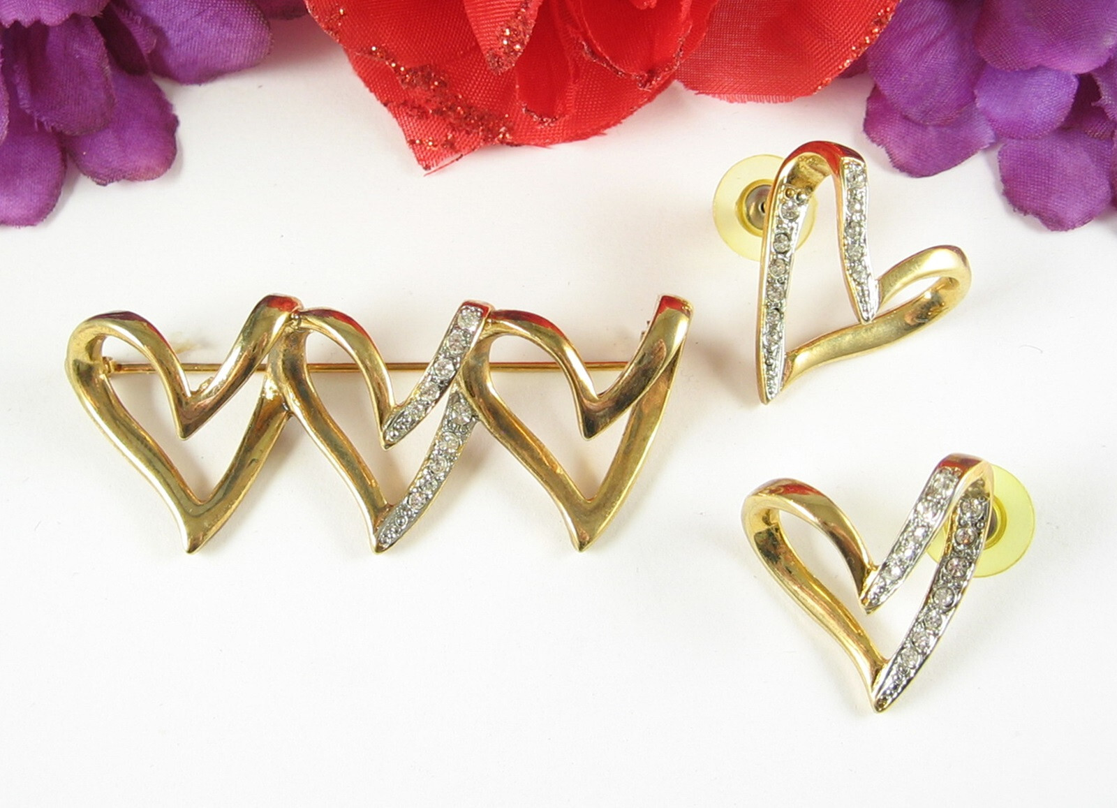 3/2 Rhinestone HEARTS Vintage PIN & EARRINGS Brooch Pierced Goldtone Silvertone