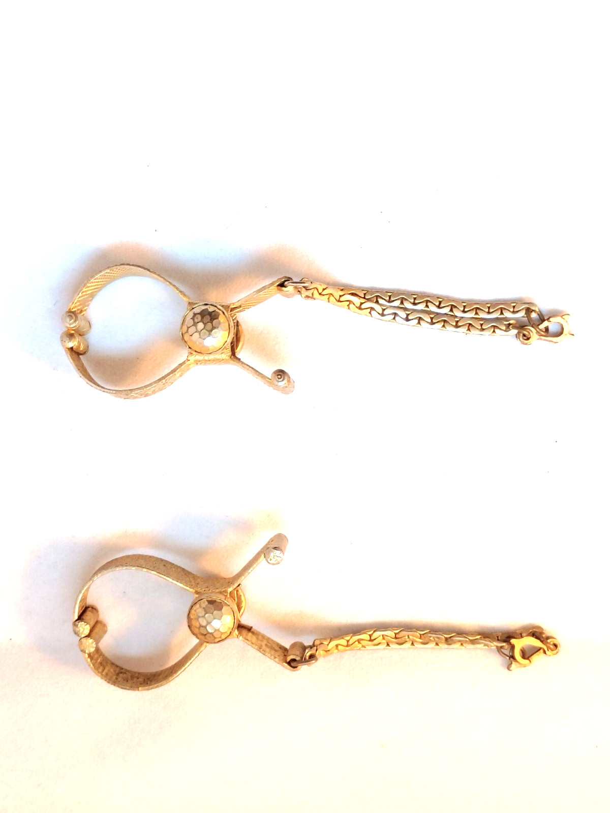 Two Vintage 1950s Gold Tone Glove Clip Purse Ring Holder in Good Condition