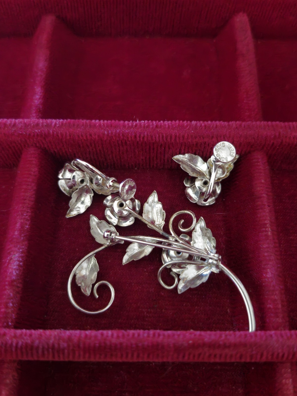 Vintage Bond Boyd 925 Sterling Silver Brooch And Screw Earrings Set