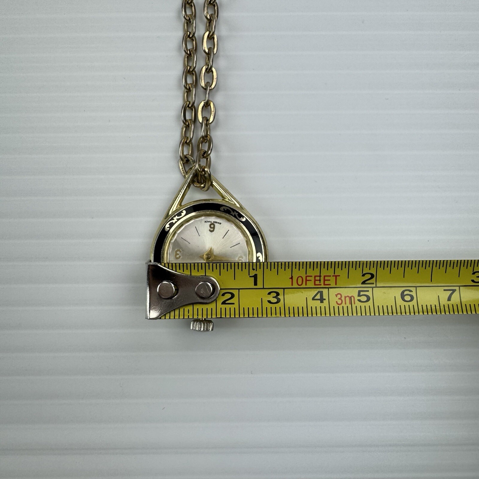 Vintage Endura Pendant Watch Gold Tone With Necklace UNTESTED