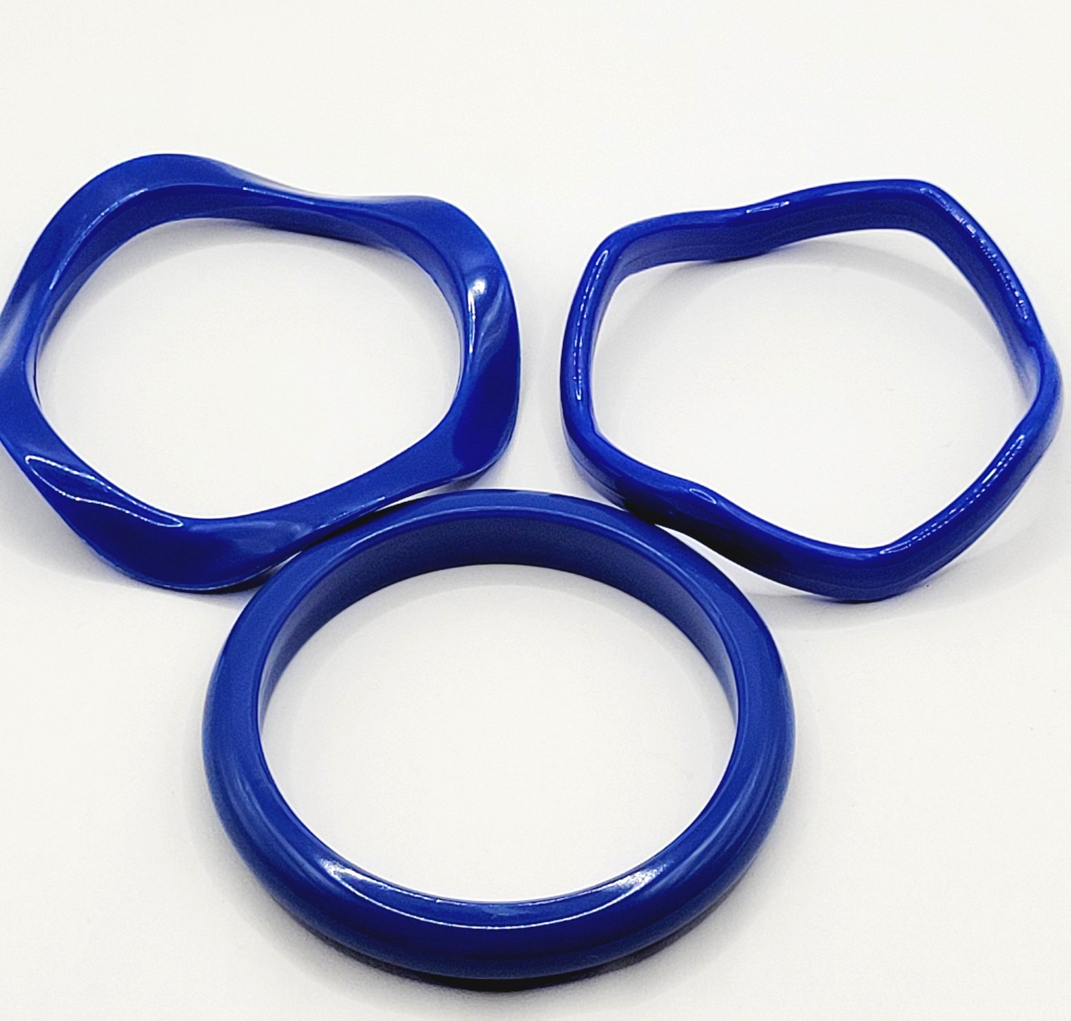 3 Blue Color Different Shape Size Bangle Bracelet Retro Style Vintage 1980s