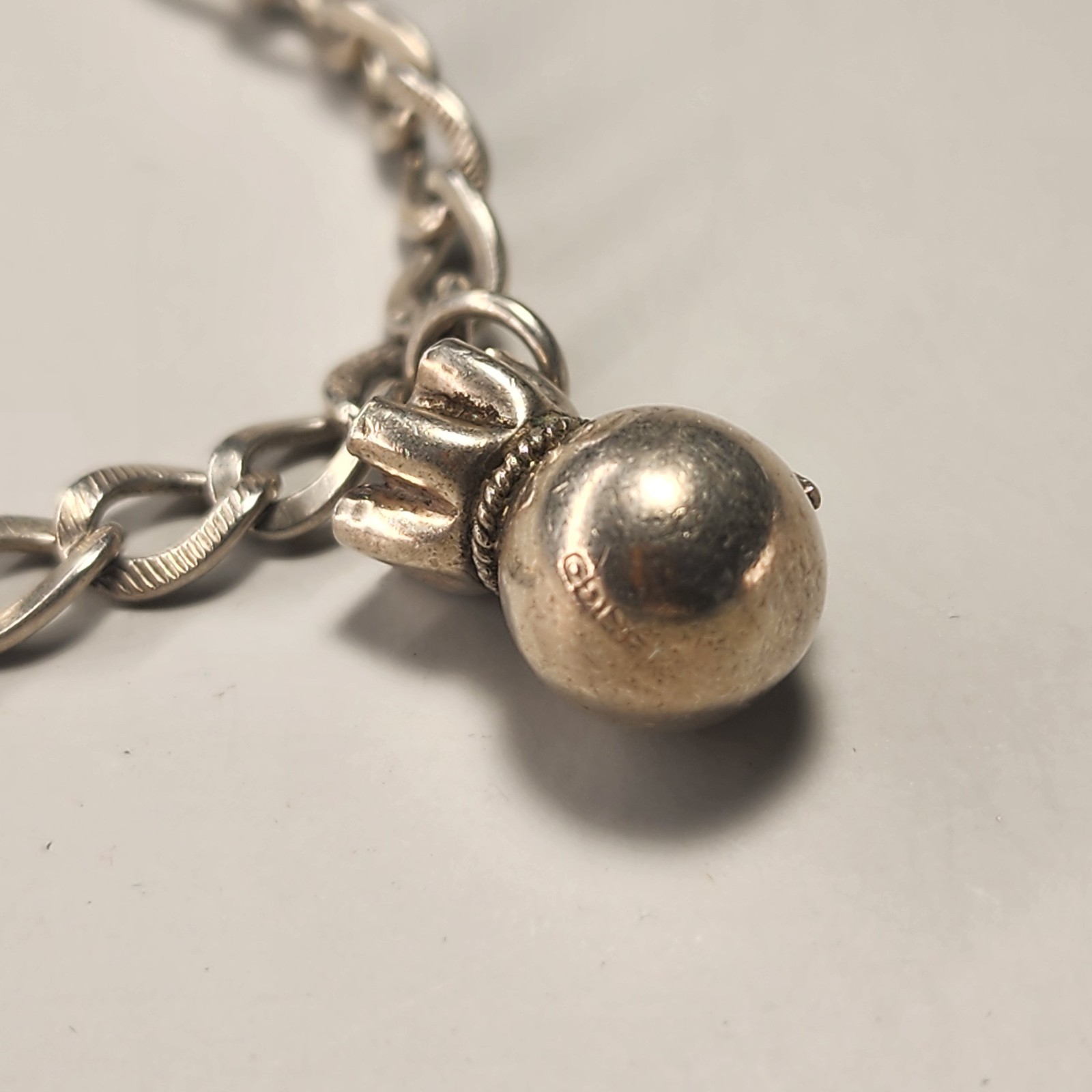 Sterling Silver Bracelet Charm Bracelet 14 Gms 7-1/2″ Long Four Silver Charms