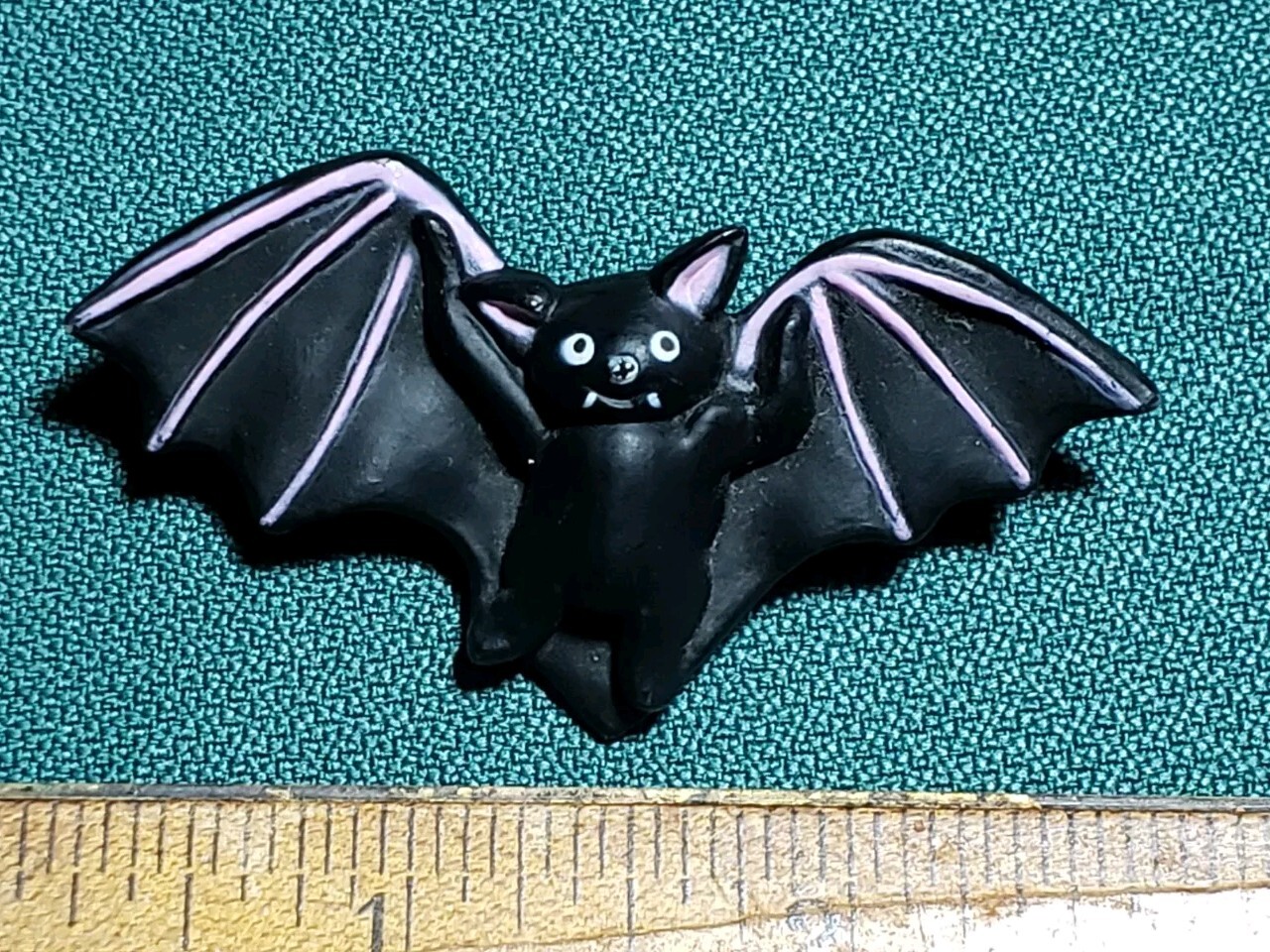 Vintage Halloween Black Vampire BAT Pin – Fun World BROOCH
