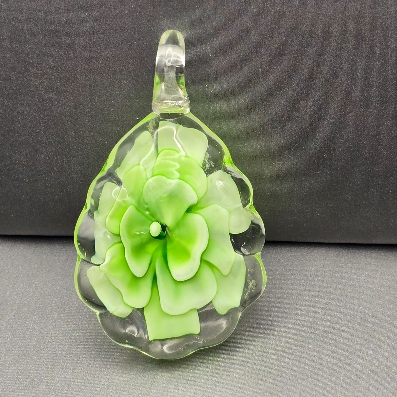 Artisan Glass Leaf Pendant 1.75×1.25″ Green Floral Design Scalloped Edges
