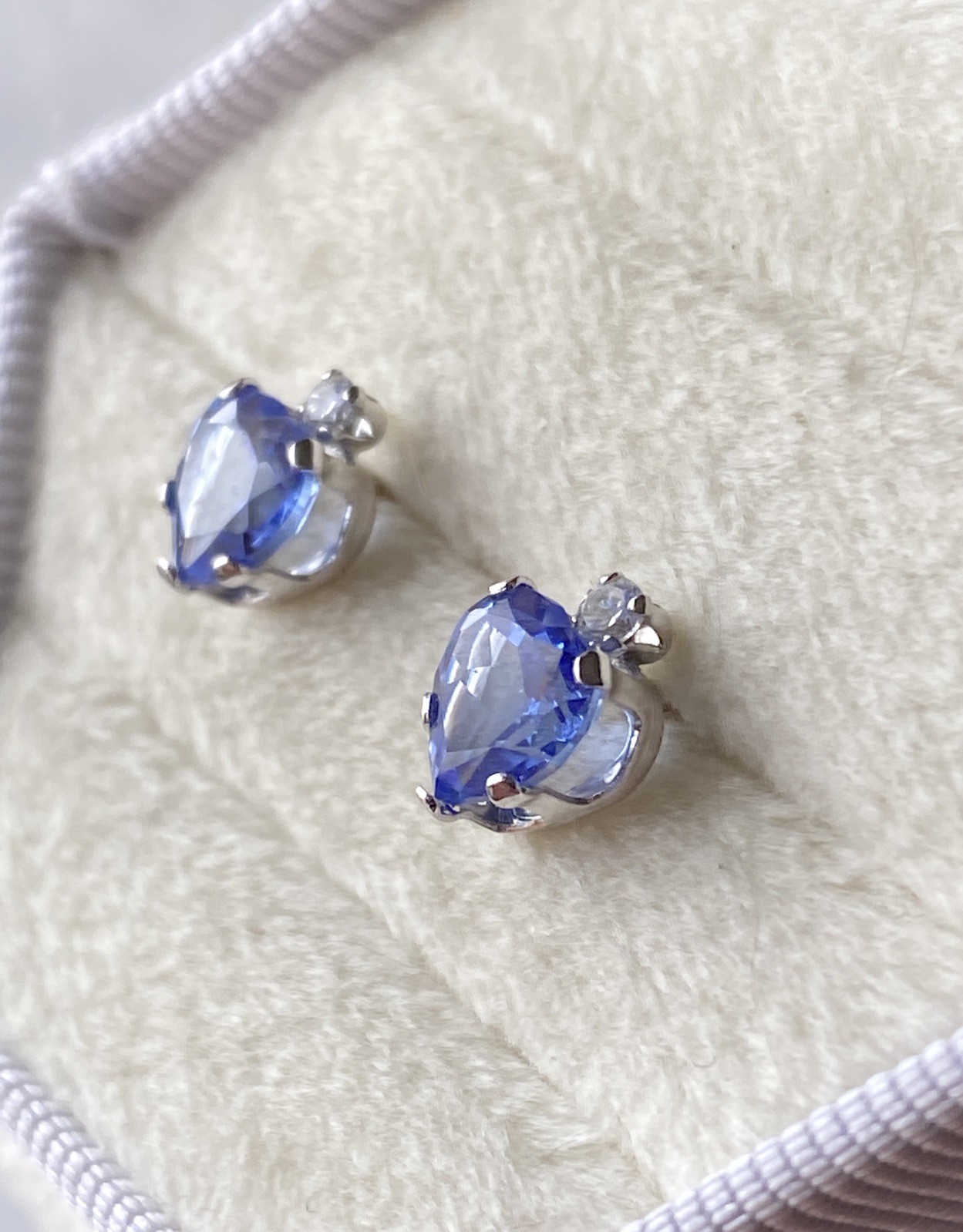 QVC Y2k Hearts 10k Stud Earrings White Gold Violet Blue Tanzanite 14k Backs