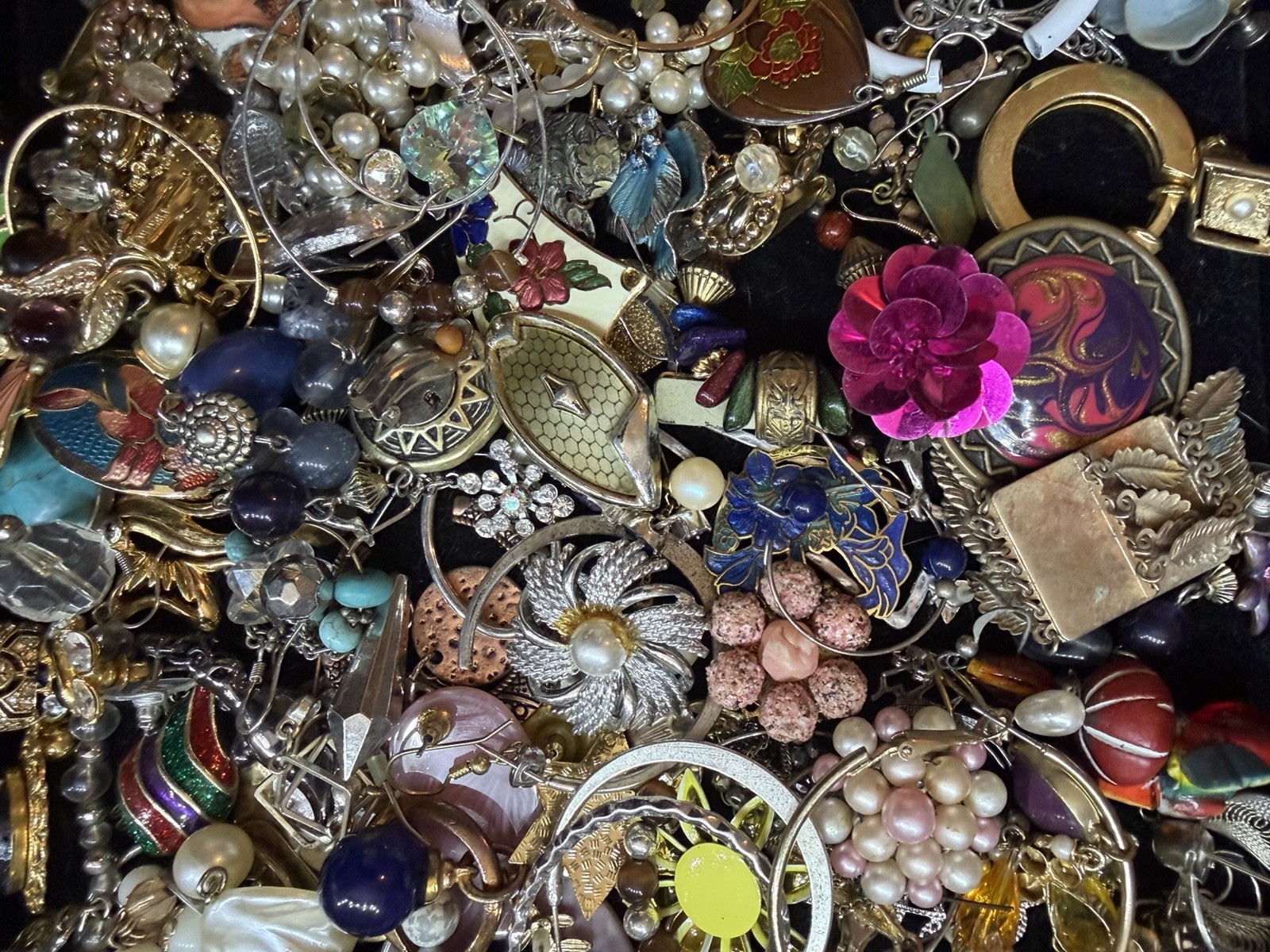 Estate Vintage to Mod Jewelry Lot 2 lb JUNK CRAFT WEAR REPAIR Untested Unsorted