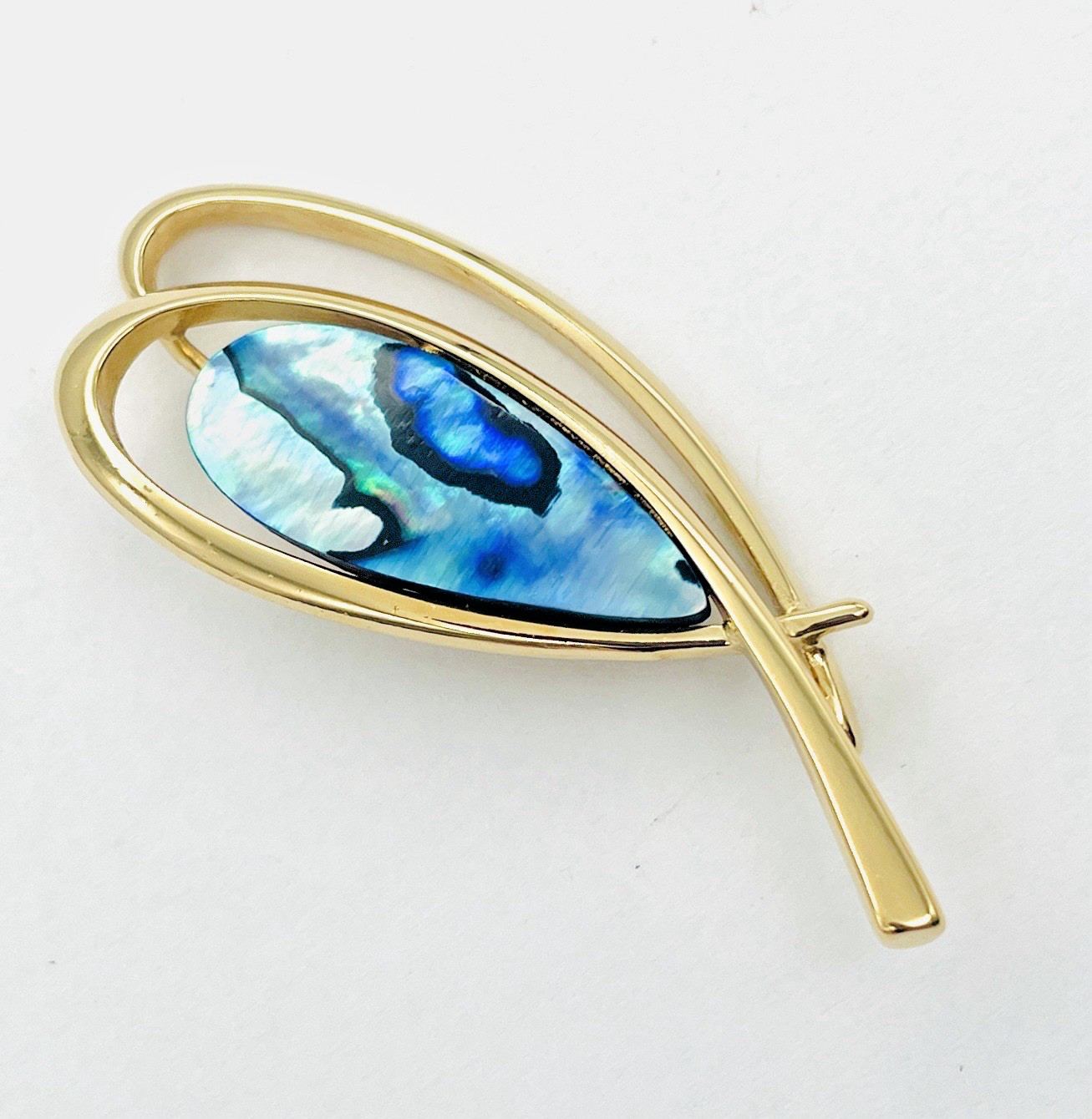 Abalone Shell Brooch Gold-tone Pin Ariki Paua