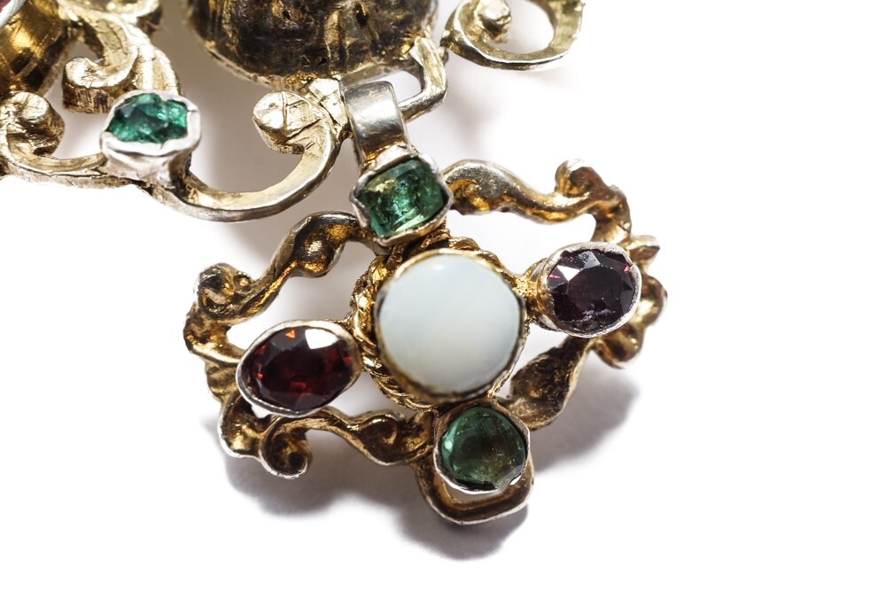 ANTIQUE AUSTRO HUNGARIAN SILVER GILT AGATE GARNET & EMERALD BROOCH PENDANT c1870