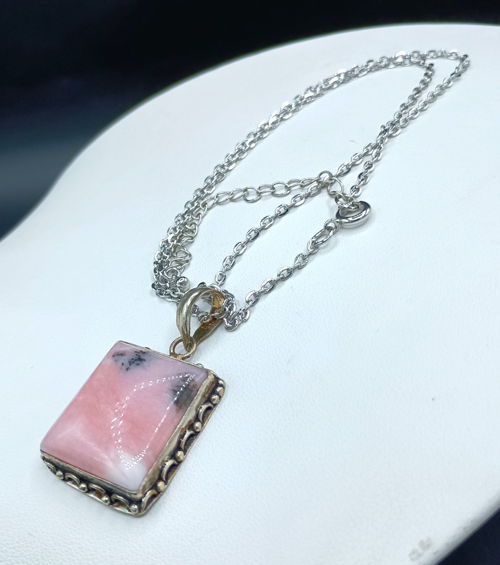 Vintage Rhodochrosite Stone Pendant Necklace Pink Square Silver Tone Chain 17″