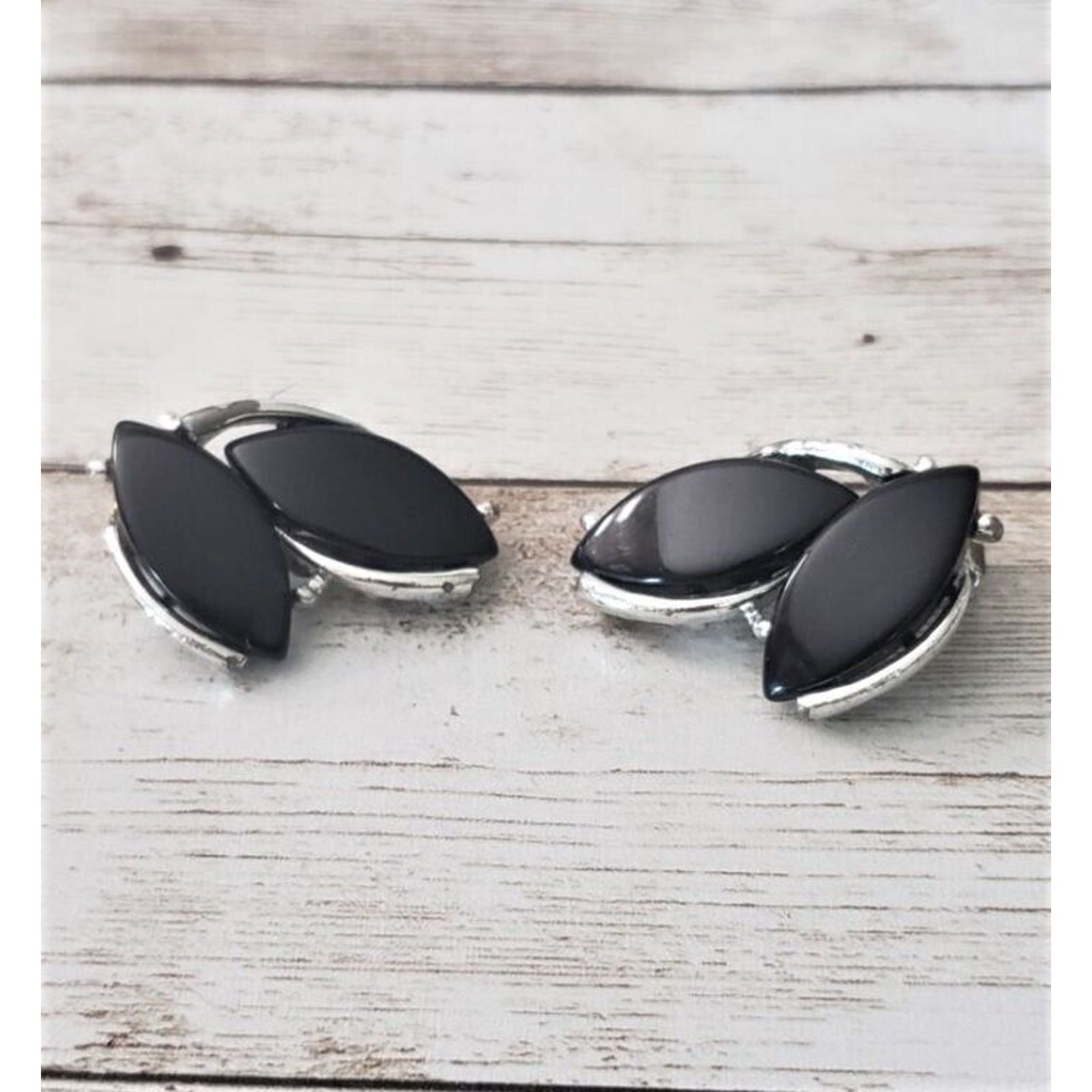Vintage Clip On Earrings Black Leaves with Silver Tone – Statement