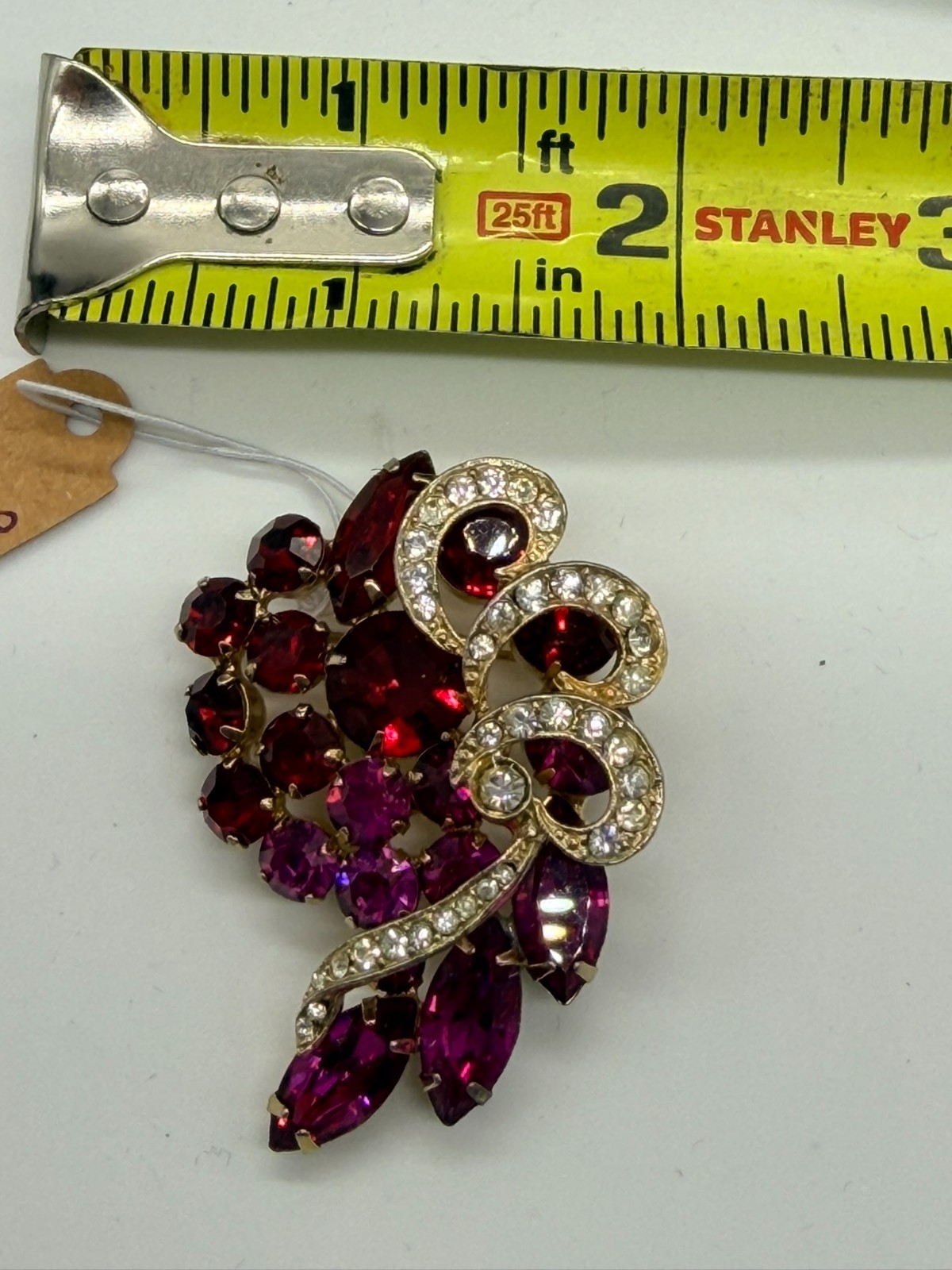 Signed Weiss Ruby Red & Fuchsia Rhinestone Brooch Gold Tone Vintage 1950s Pave S