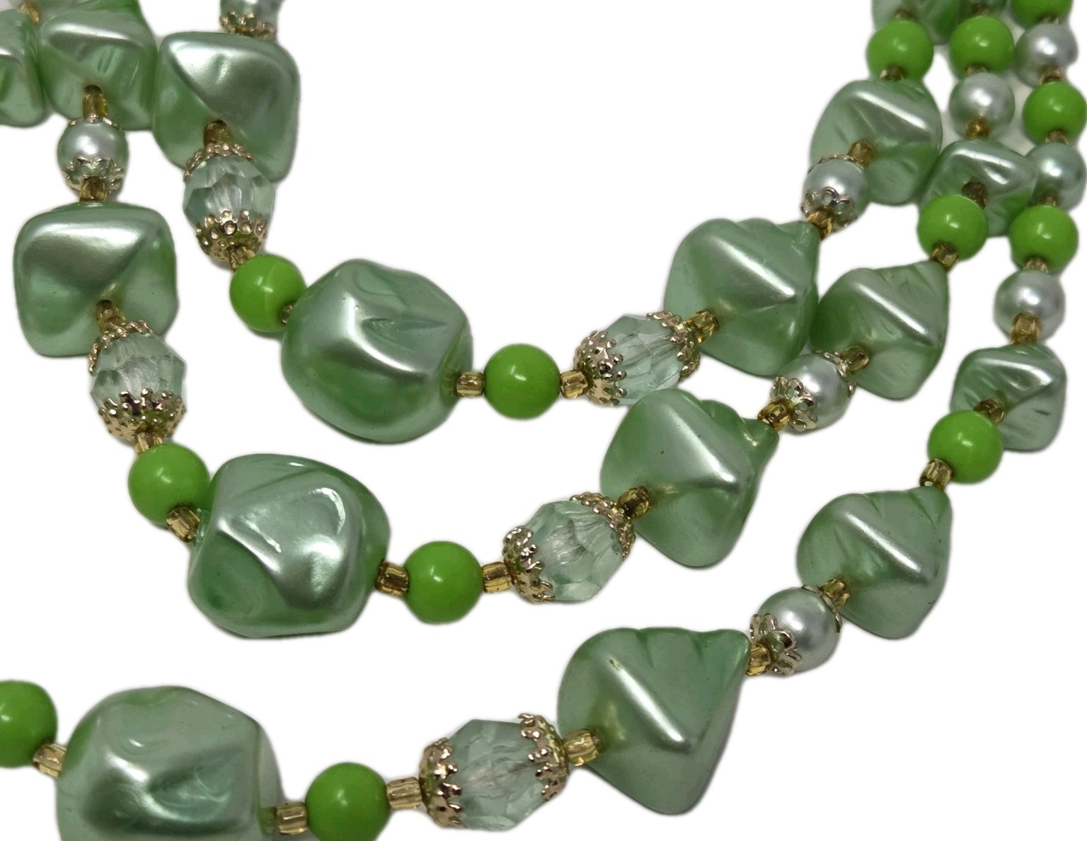 Sea Foam & Lime Green Triple Strand Beaded Necklace Vintage Faux Pearl 15 – 17″