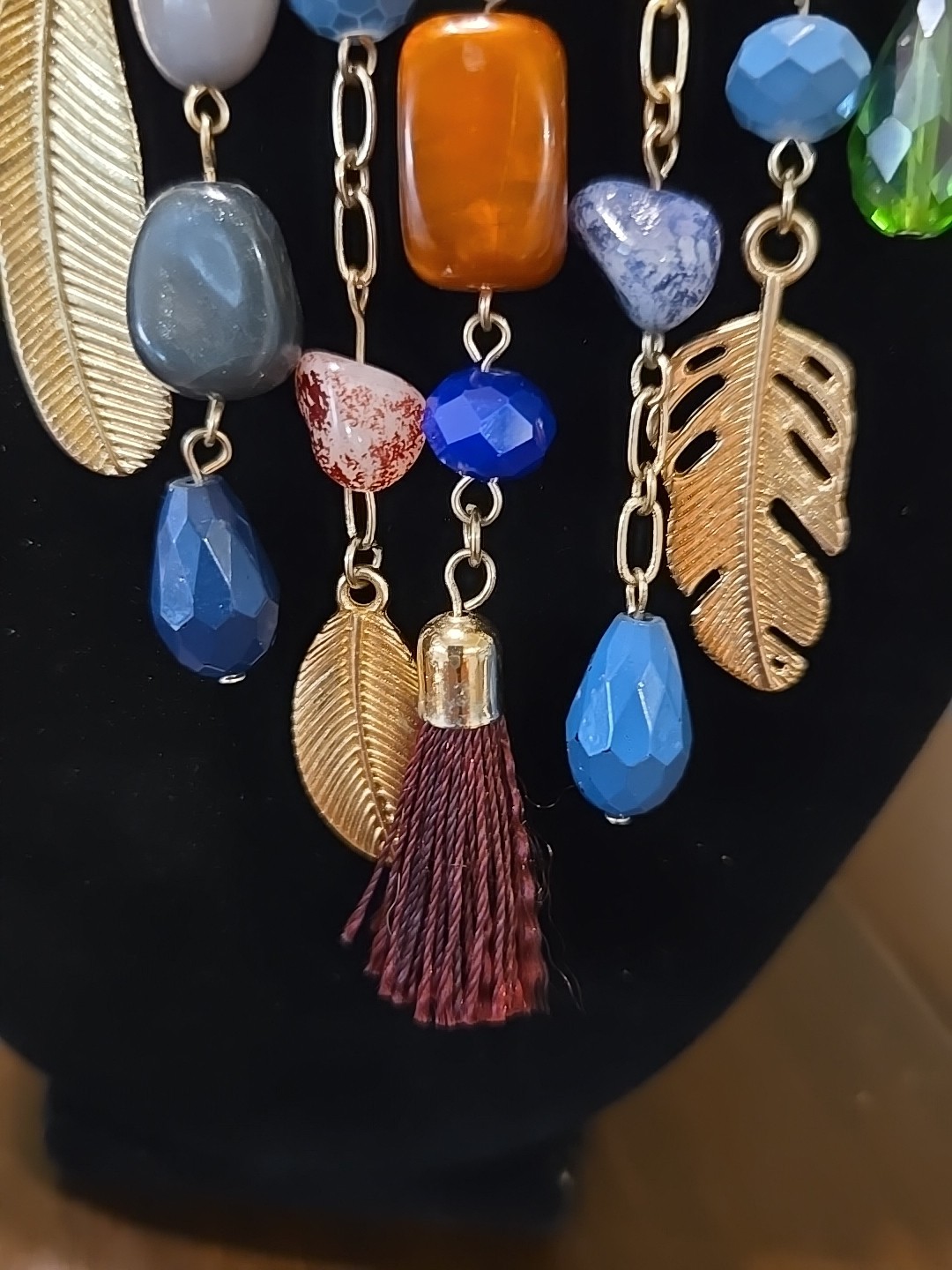 VTG 18″ Boho Necklace Statement Tribal Design Multicolor Beads Feather Tassel