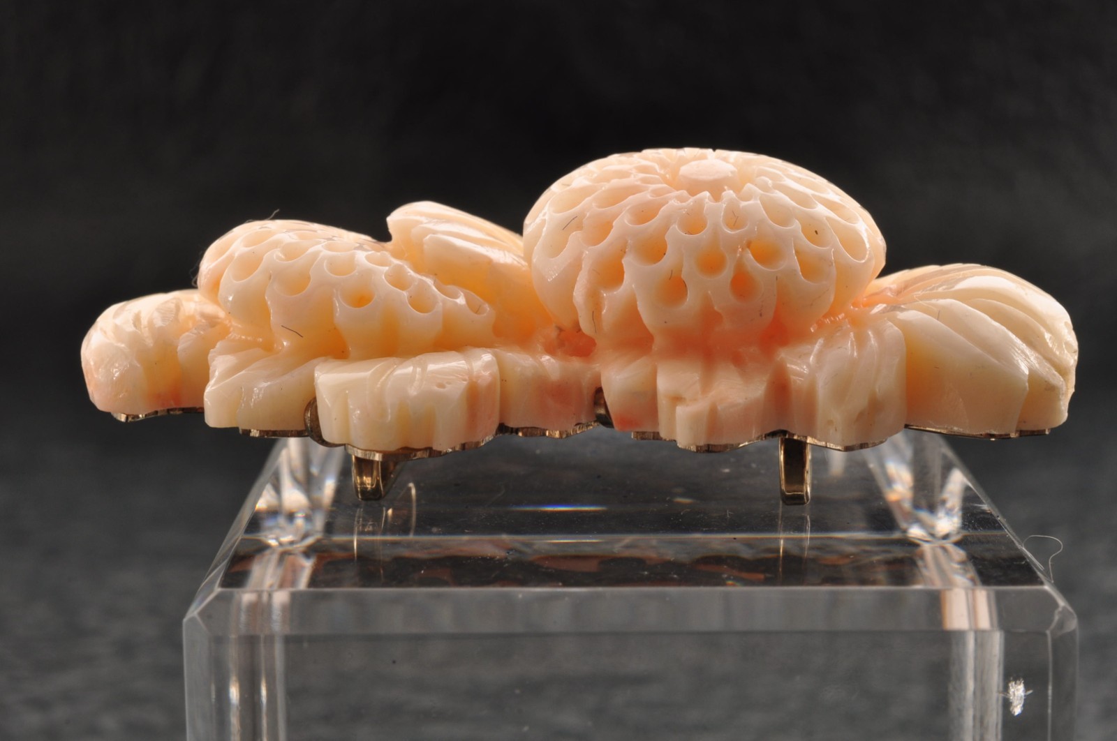 Vintage angel skin coral carved, “Chrysanthemum” and Certificate (total 83.0ct).