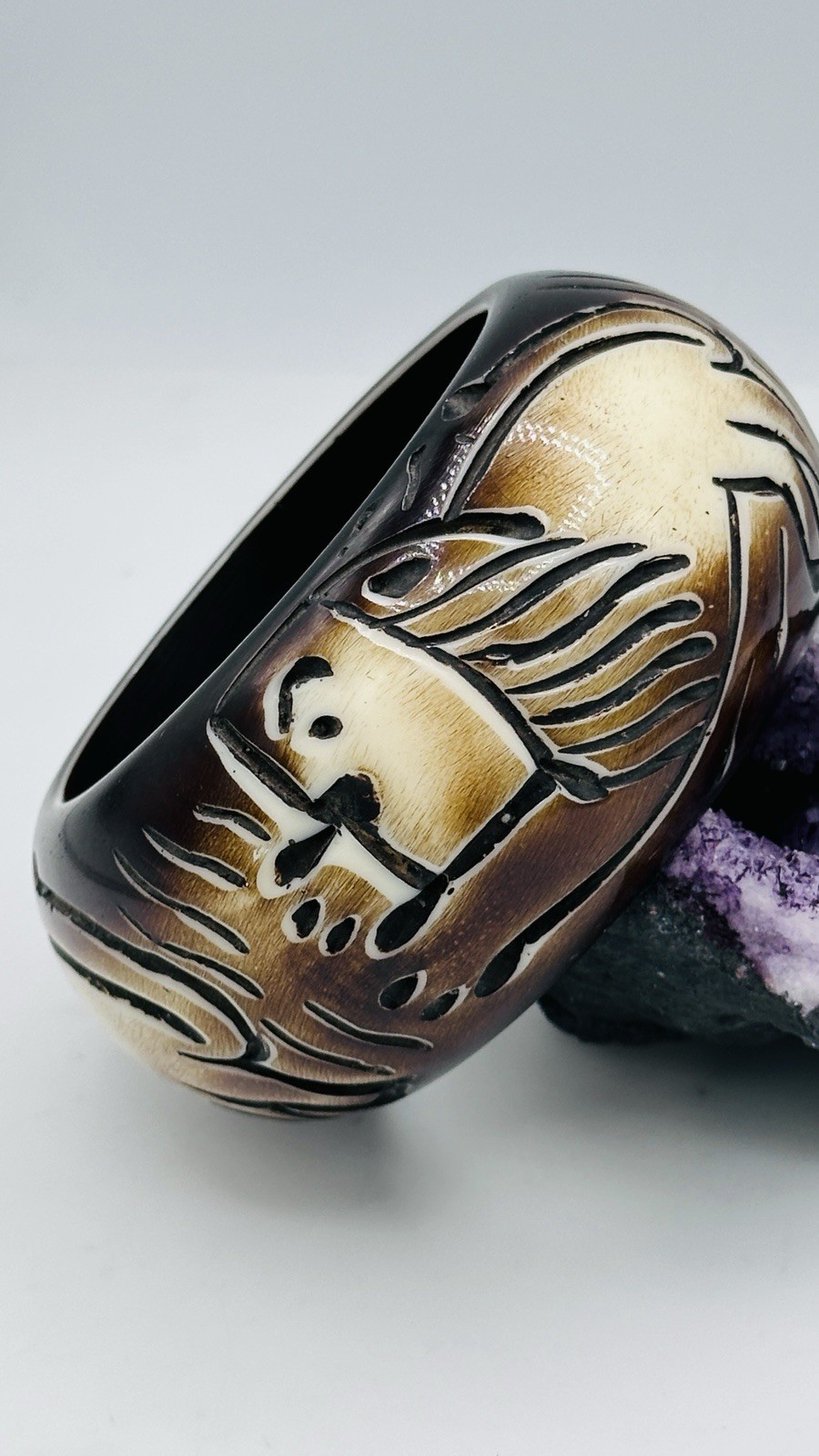 Vintage Wide Carved Bangle Bracelet Tribal Safari Animal Brown Cream Statemen