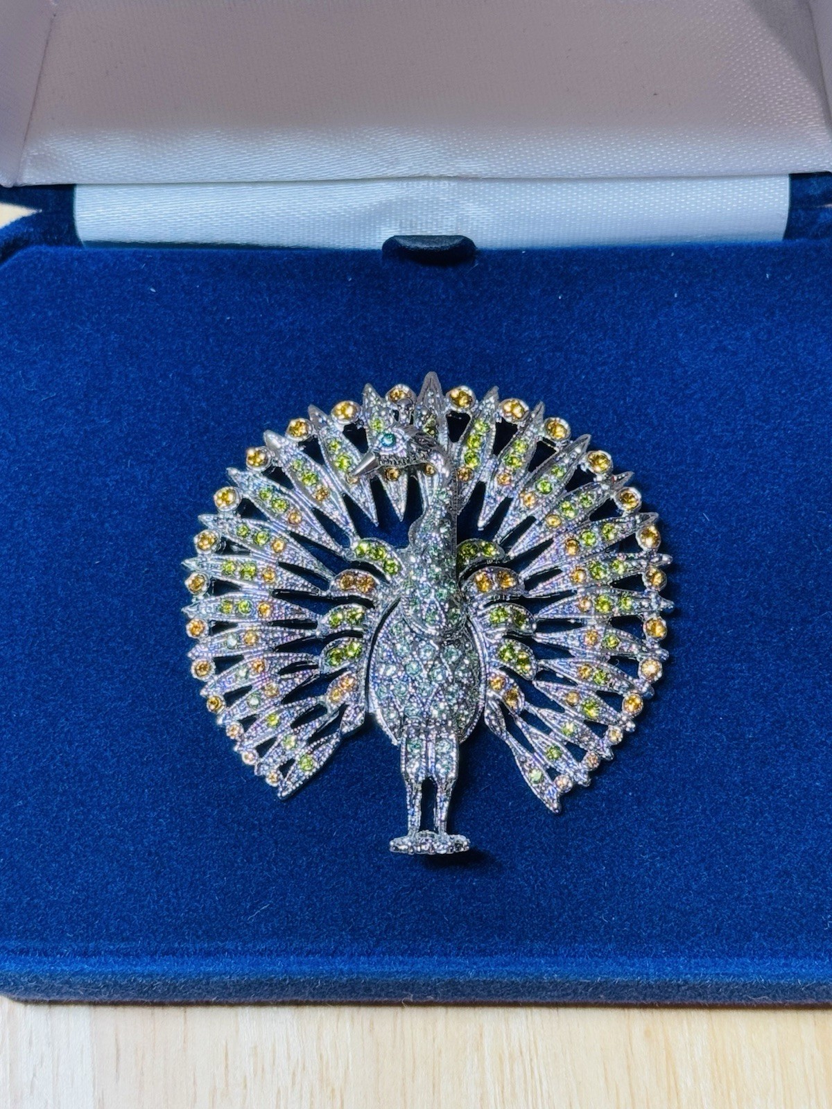 Vintage Jacqueline Kennedy JBK Camrose & Kross Rhinestone PEACOCK Bird BROOCH