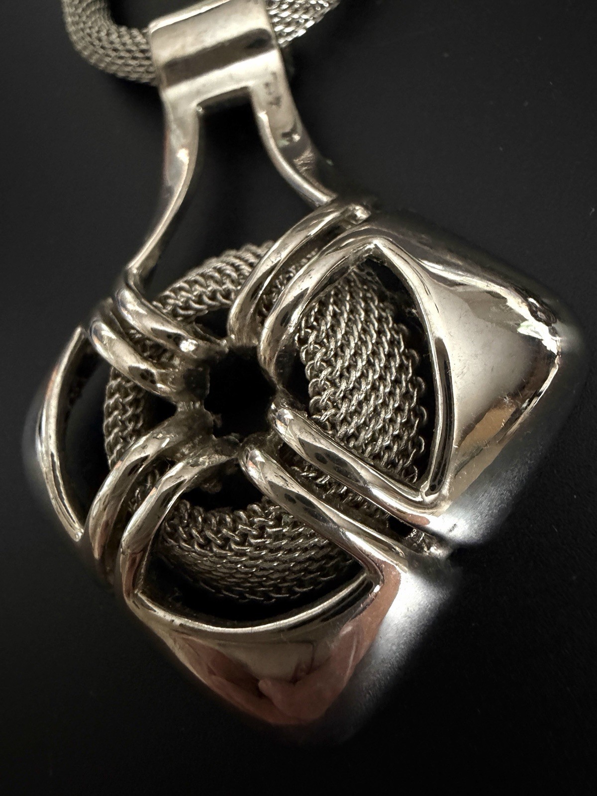 Vtg 1970s Lawrence Vrba for Castlecliff Brutalist Diamond Mesh Pendant Necklace