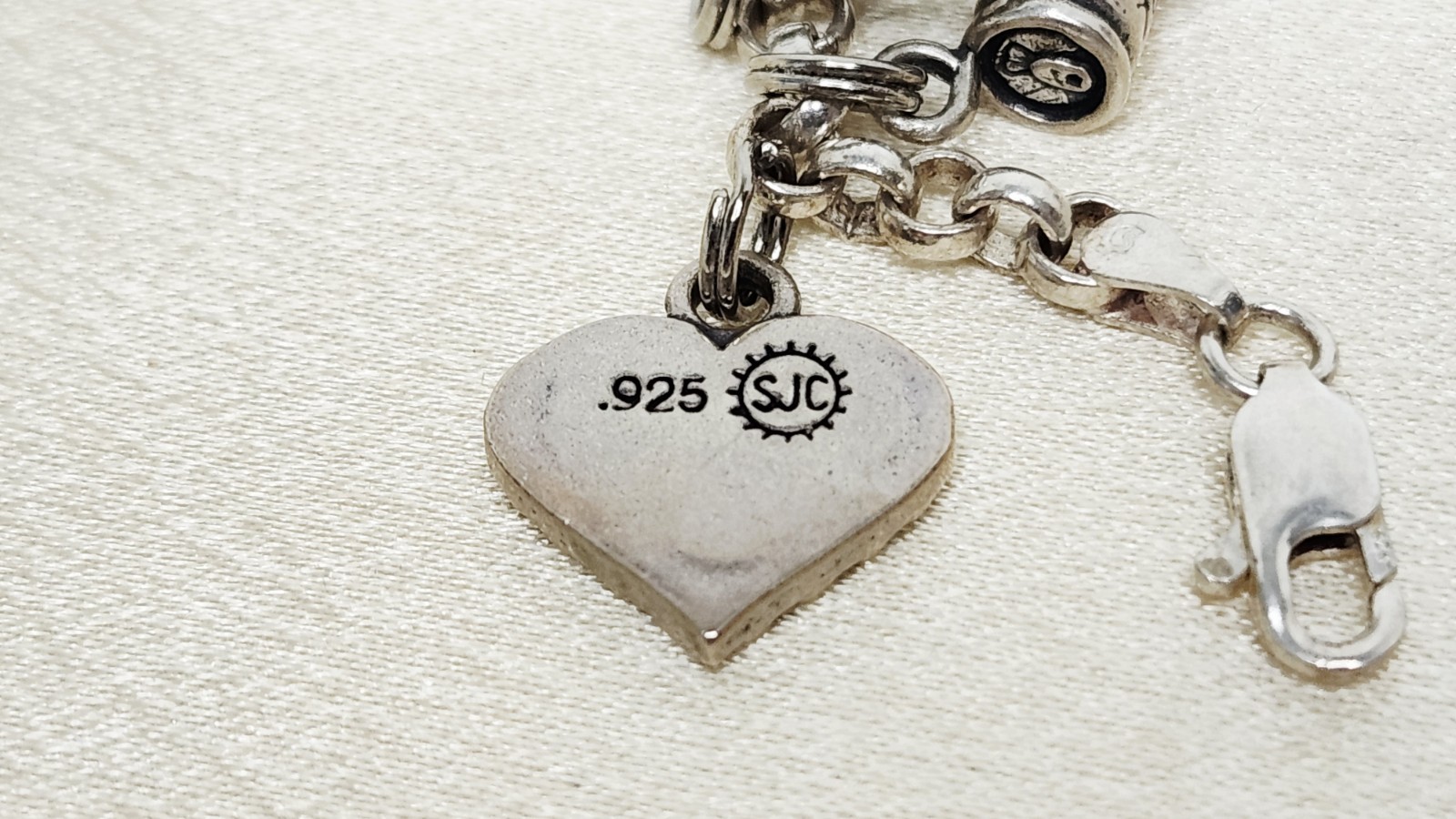 Vintage SJC Sterling Silver Link Charm Bracelet Heavily Loaded 18 Charms – 44g