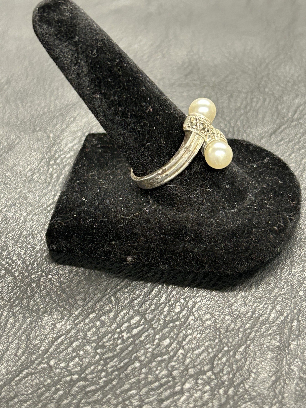 Vintage Sterling Silver 926 Faux Pearl & Marcasite Bypass Ring Size 7.75