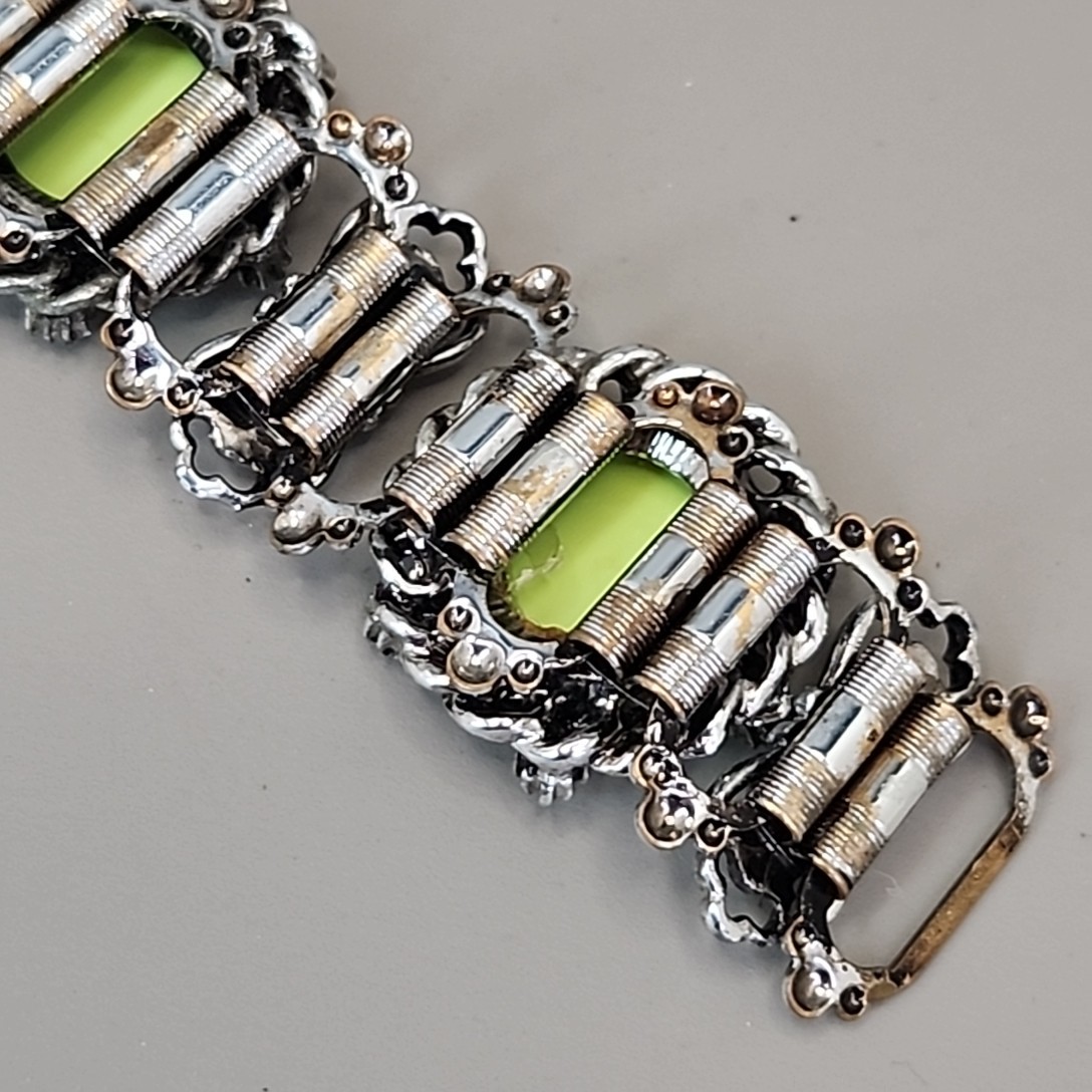 Vintage Bracelet Lime Green Round Bead Faux Pearl Silver Tone Book Chain 6″