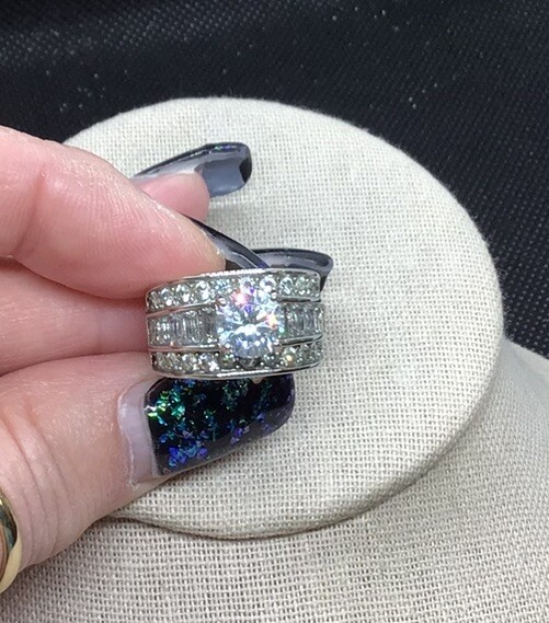Vintage Slver Tone Costume Chunky Clear Cut Glass Stone Ring Sz 6.75 C587
