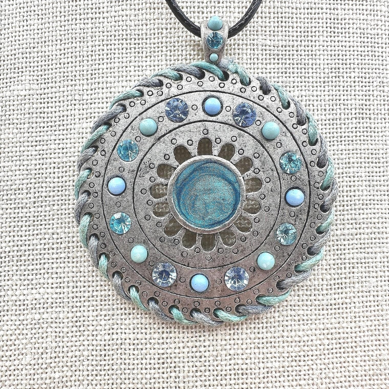 Vintage 90s Teal Blue Beaded Medallion Pendant Necklace Silver Tone Rhinestone