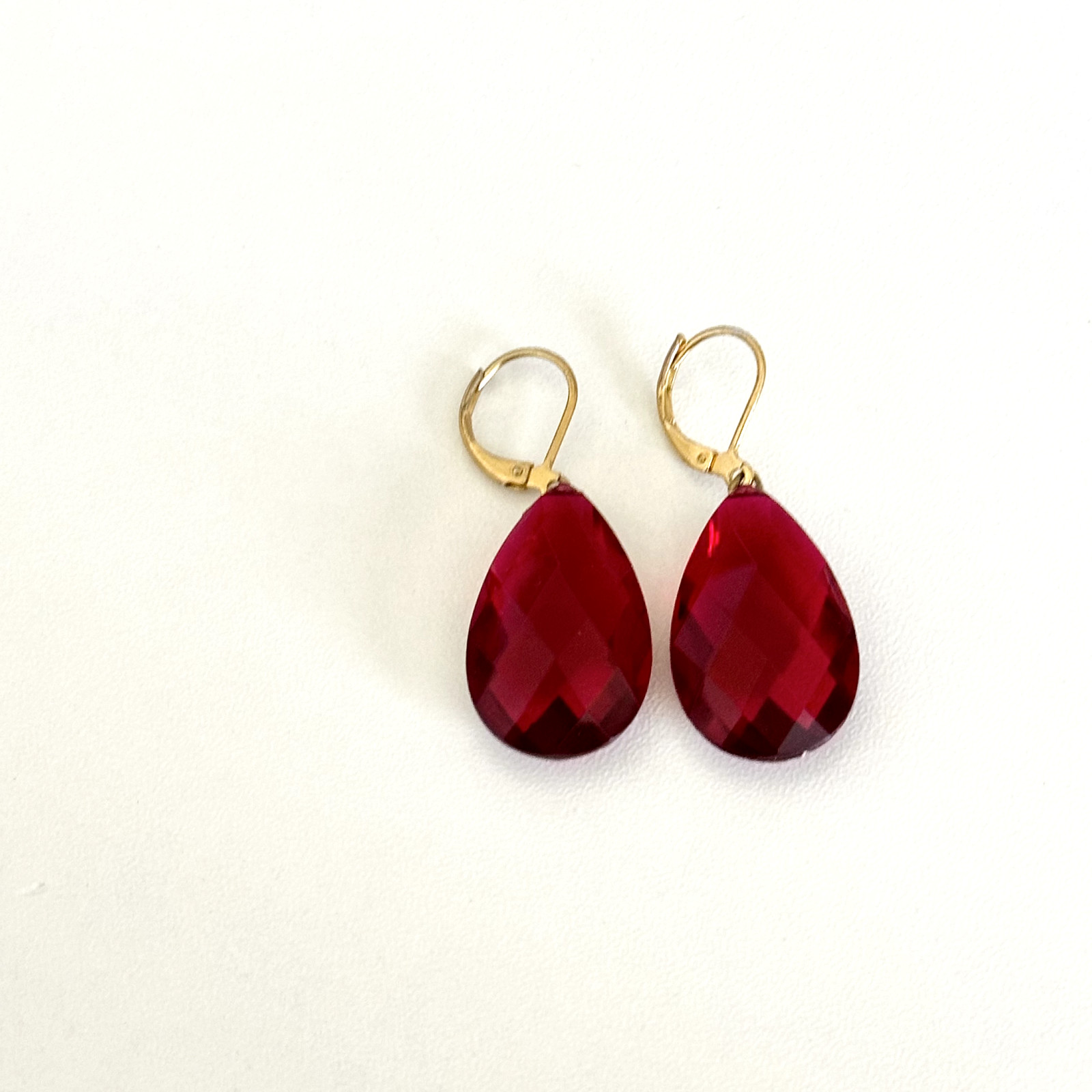 Vintage Joan Rivers Red Acrylic Faceted Crystal Gold Tone Leverback Earrings