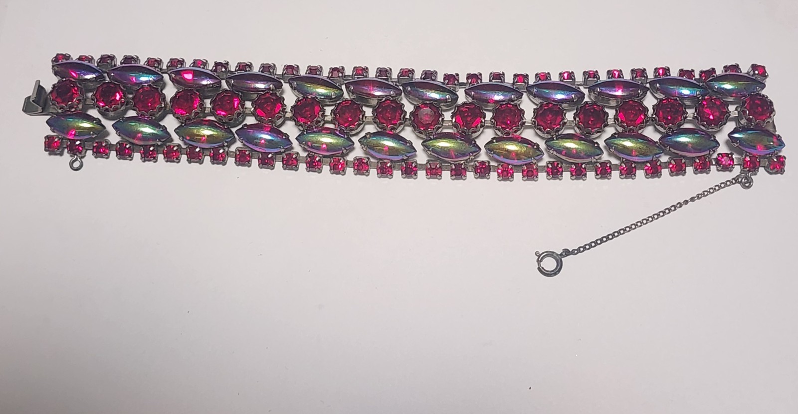 VINTAGE Rhinestones Red cabochons Iridescent aurora Borealis BRACELET Juliana?